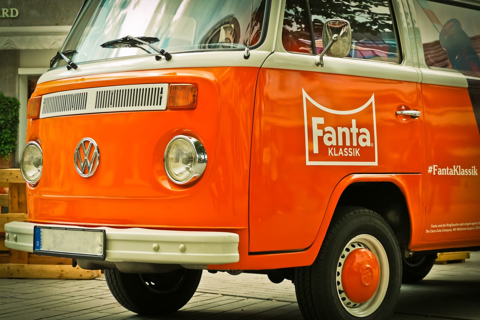 Olympus OM-D E-M10 sample photo. Auto, vw, vw bus photography