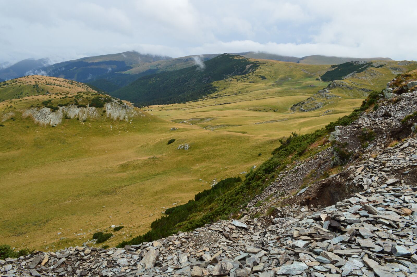 Nikon D3200 sample photo. Travel, romania, landscape photography