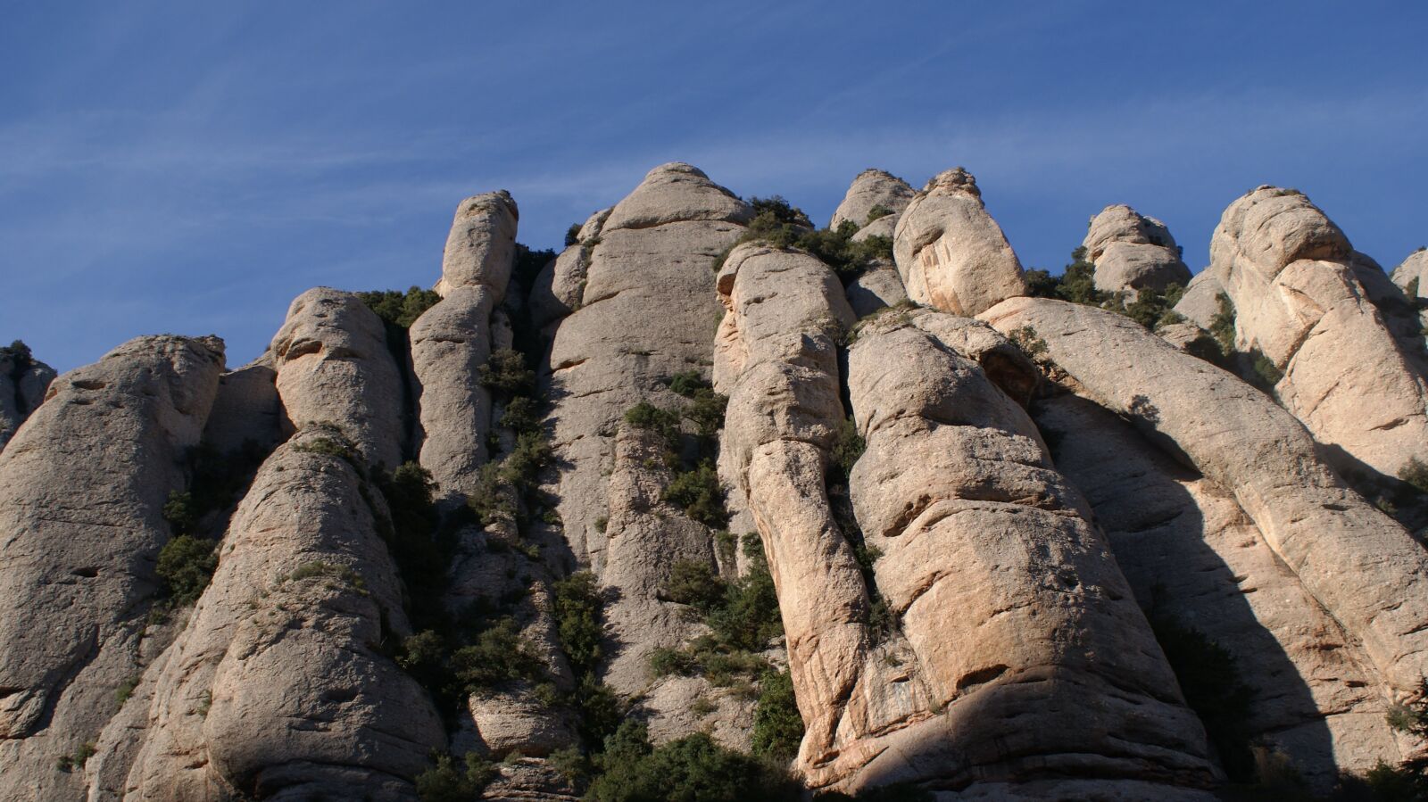 Sony Alpha DSLR-A200 sample photo. Landscape, monserrat, catalonia photography