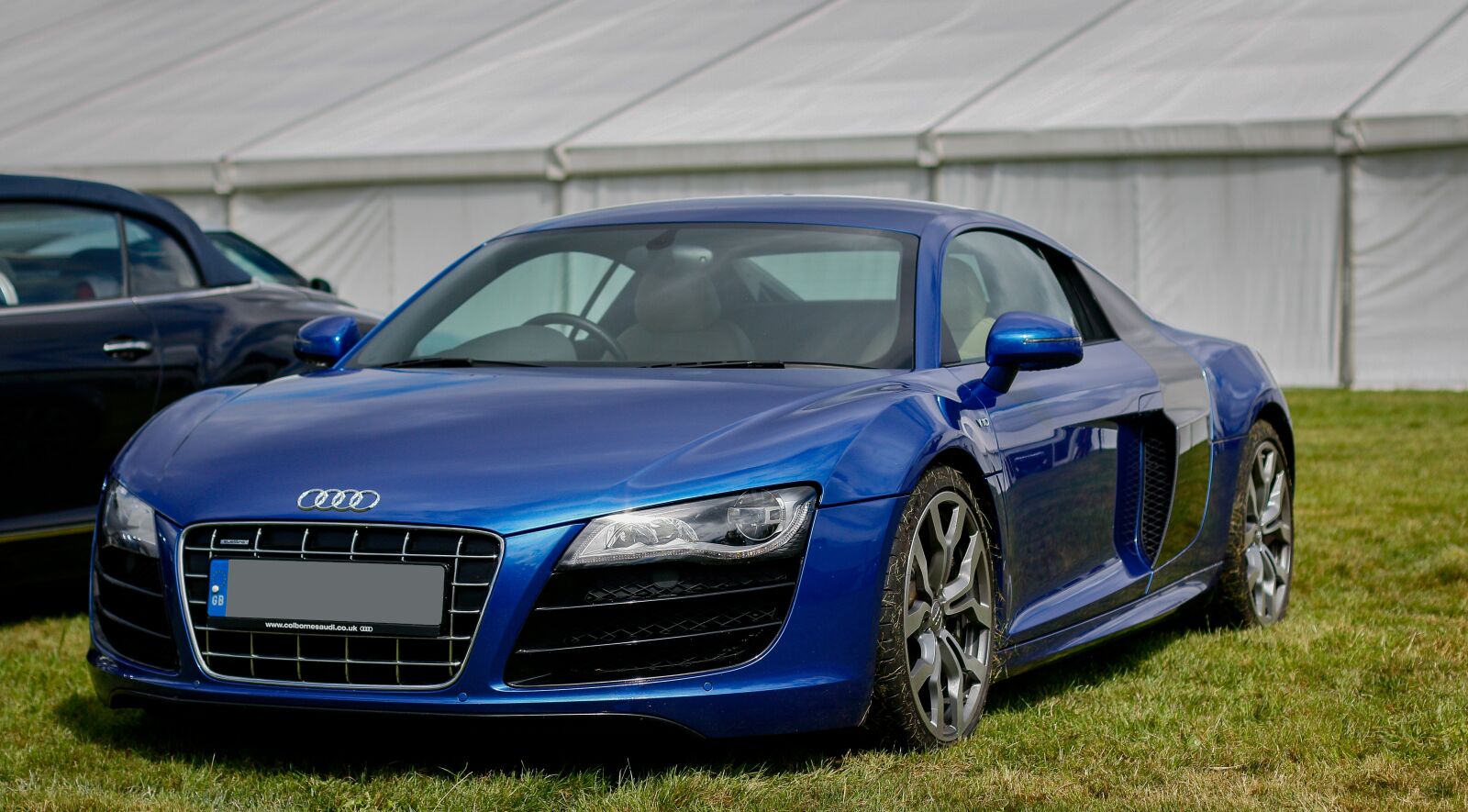 Canon EOS 70D + Canon EF 50mm F1.4 USM sample photo. Audi r8, audi, r8 photography