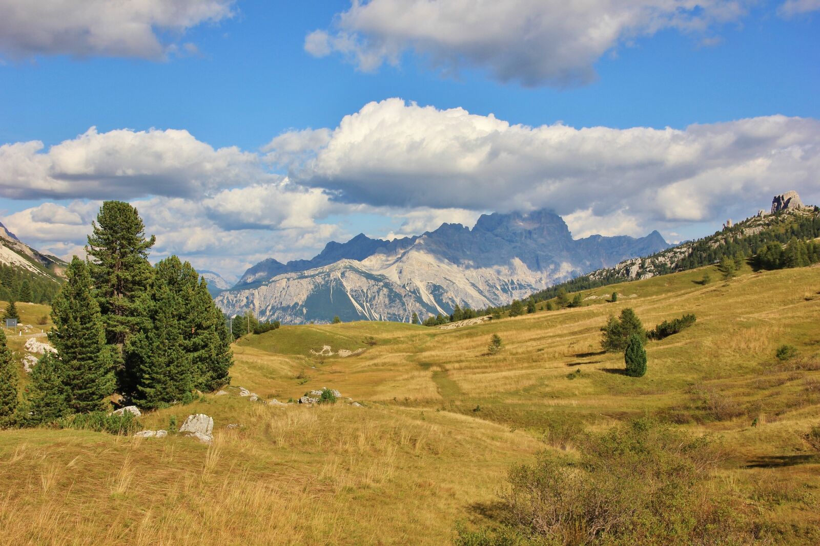Canon EOS 550D (EOS Rebel T2i / EOS Kiss X4) sample photo. Nature, mountain, landscape photography