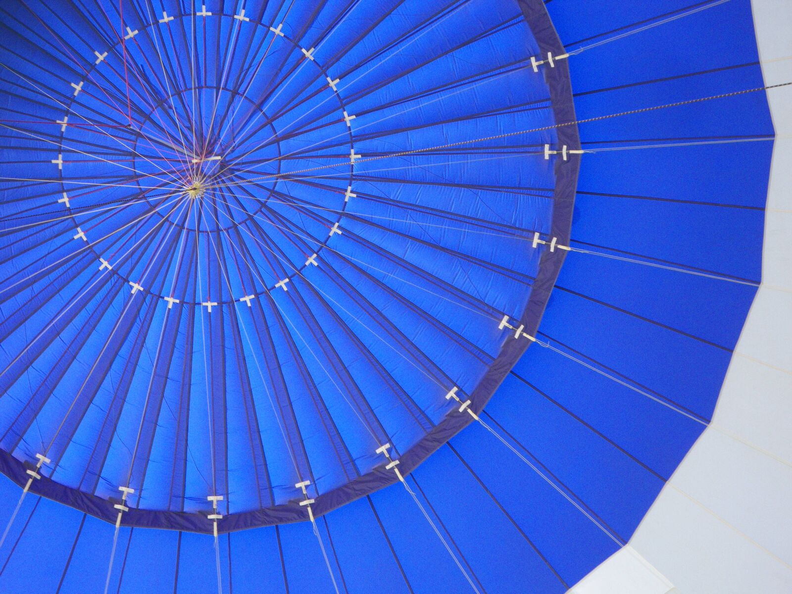 Pentax Optio P80 sample photo. Sailing, hot-air ballooning, blue photography