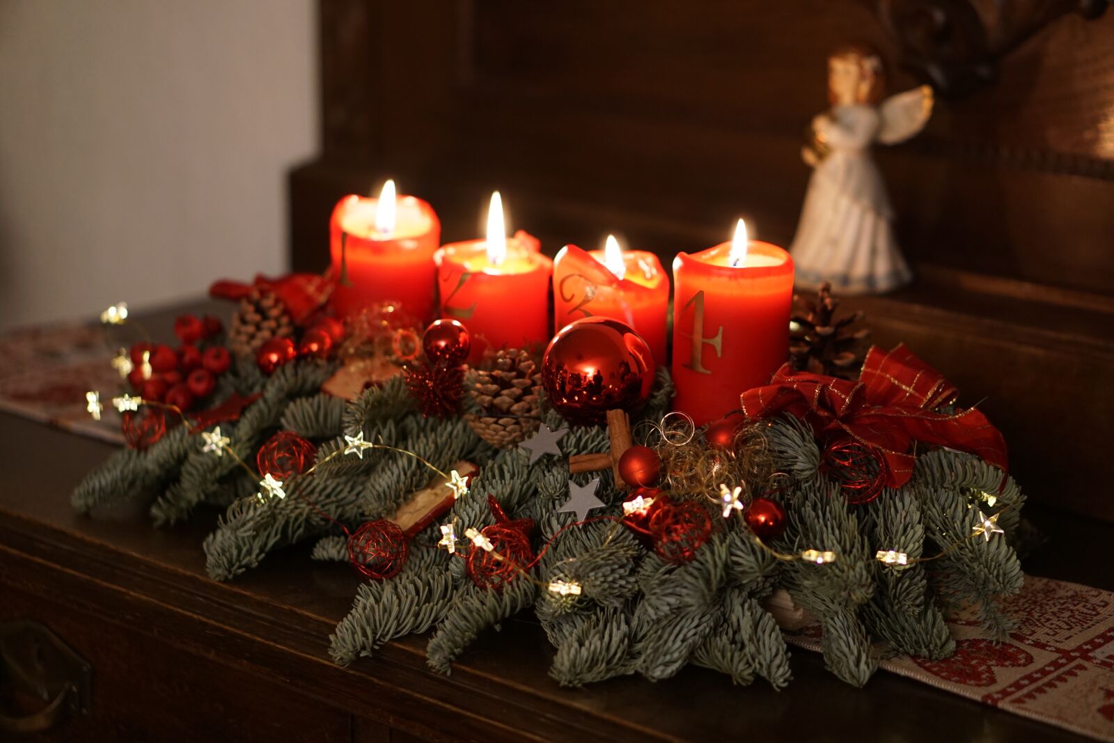 E 50mm F1.8 OSS sample photo. Angel, christmas, x mas photography