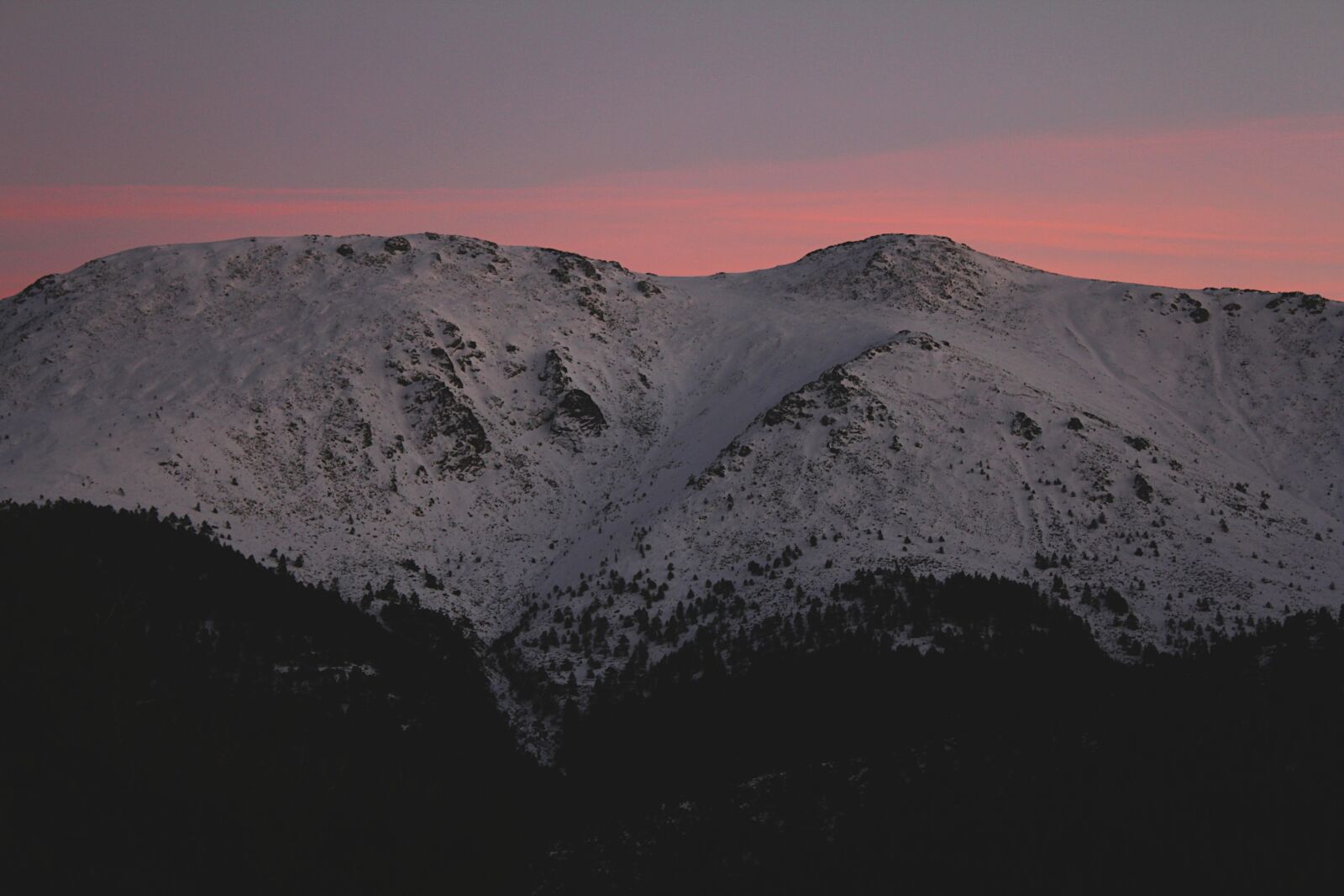 Canon EOS 550D (EOS Rebel T2i / EOS Kiss X4) sample photo. Sunset, snow, sierra photography