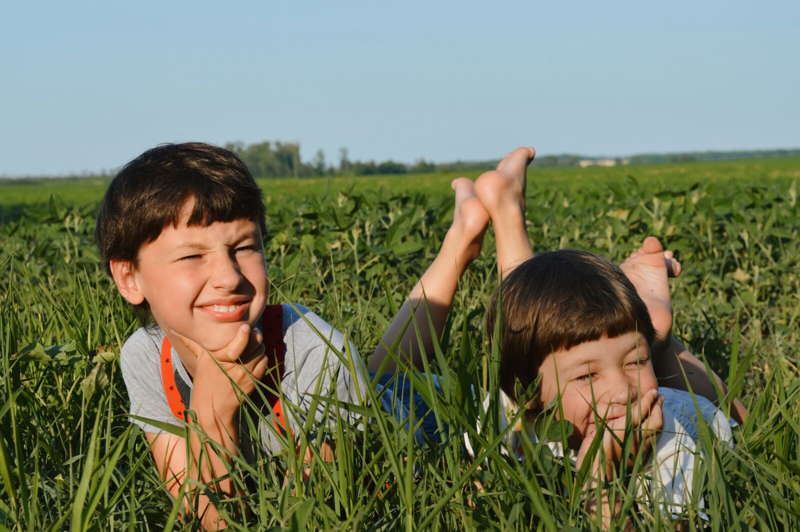 Nikon D3200 sample photo. Kids, field, summer photography