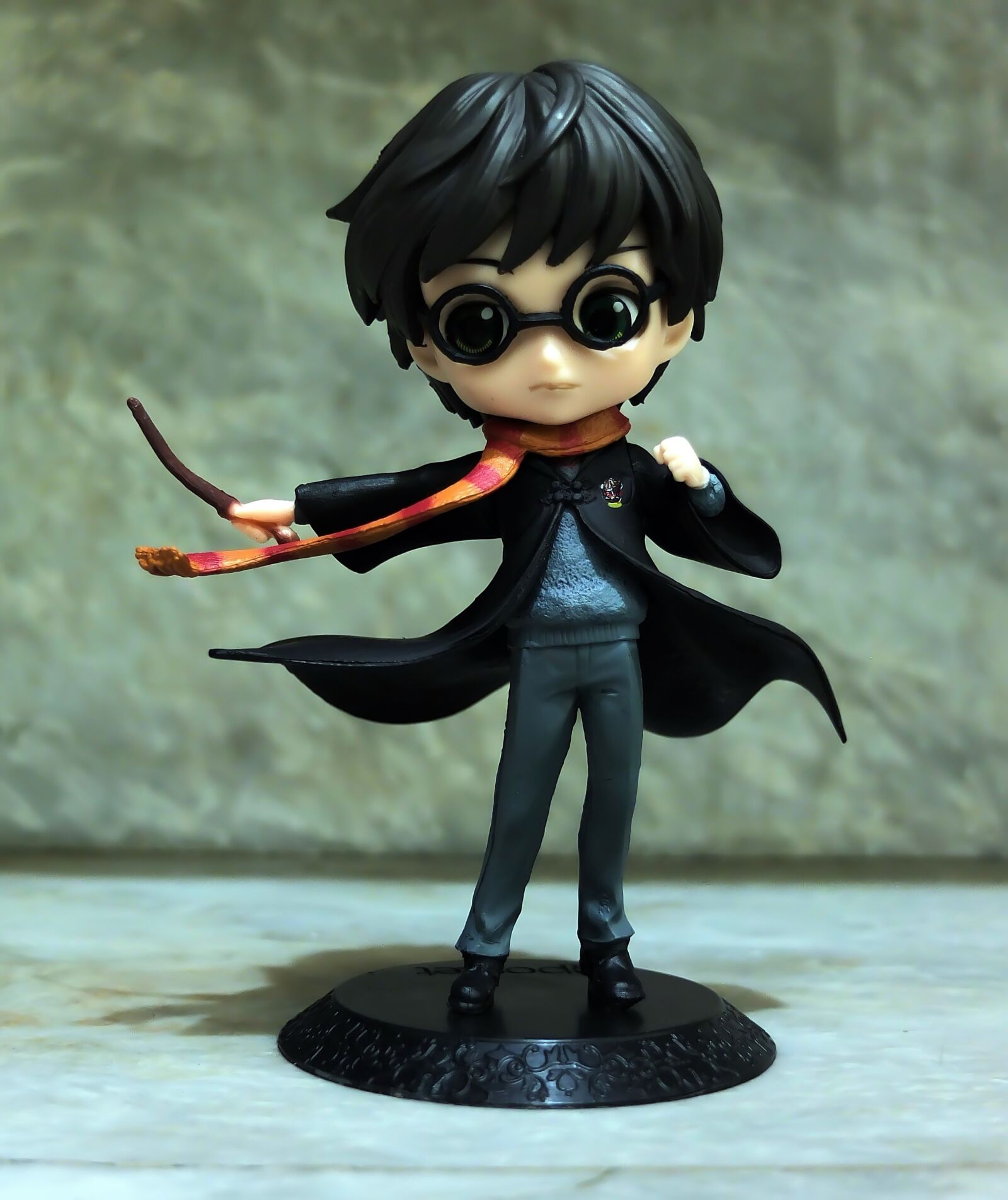 Fujifilm X10 sample photo. Small, cute, painted photography