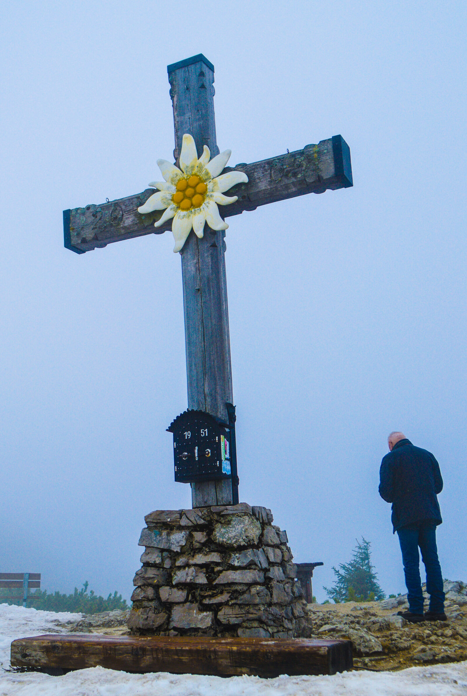 Nikon D3200 sample photo. Cross, eagles, history, mountain photography