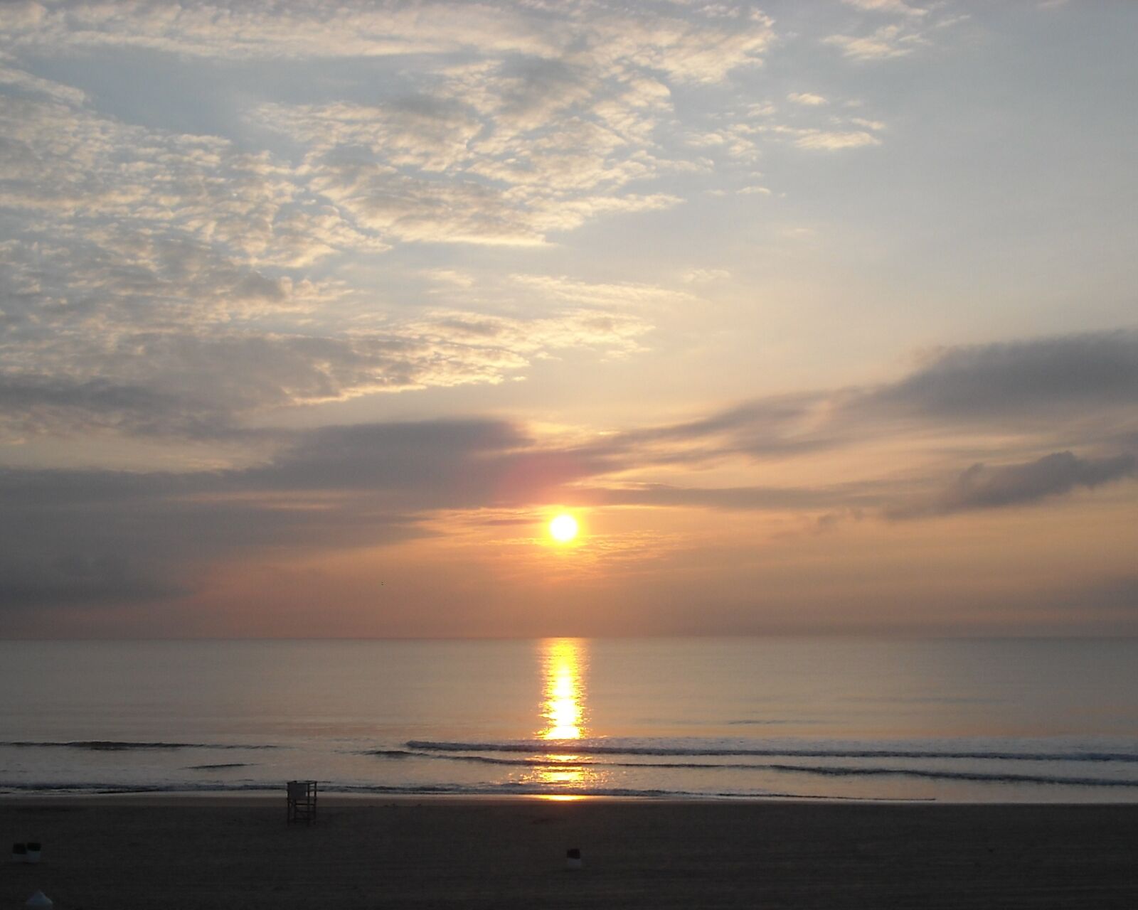 Nikon Coolpix L18 sample photo. Ocean sunrise, sea, ocean photography
