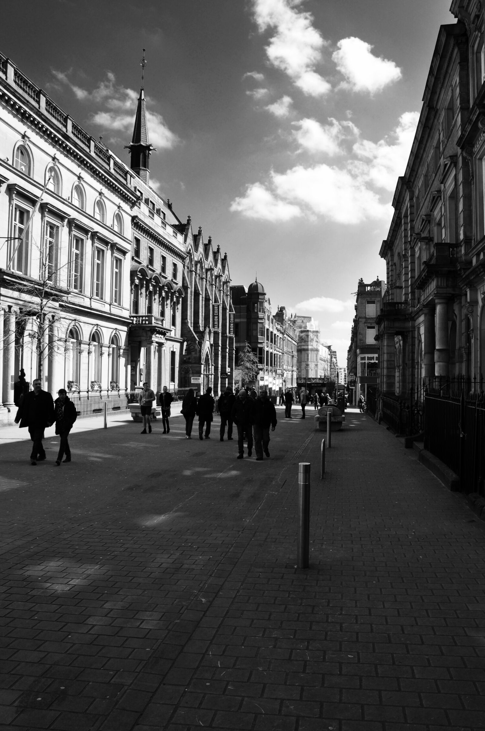 Nikon D5000 sample photo. Leeds, city, cityscape photography