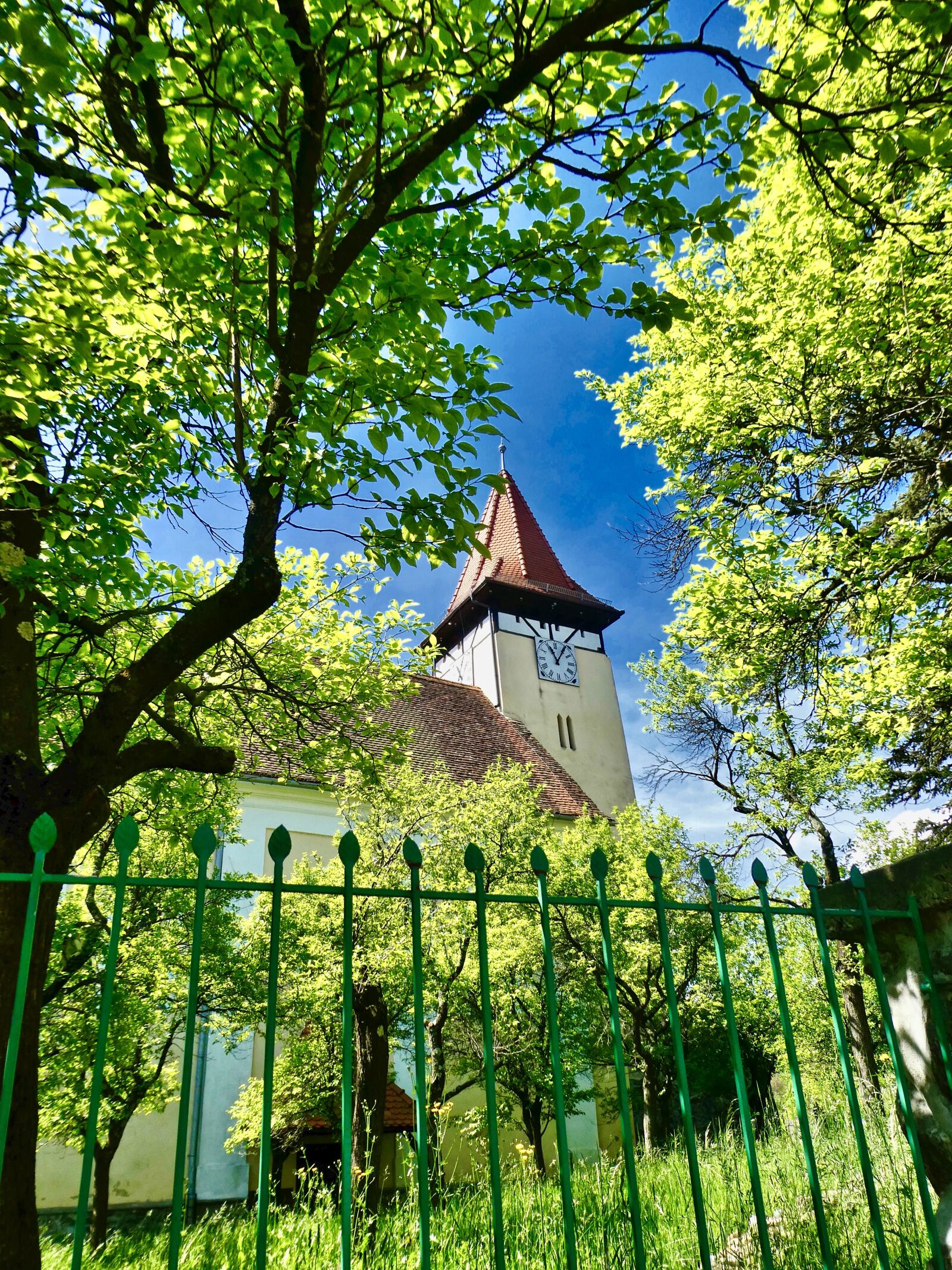 Panasonic Lumix DC-ZS70 (Lumix DC-TZ90) sample photo. Church, spire, peaceful photography