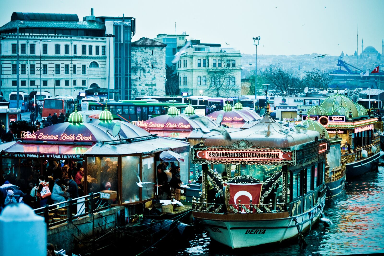Nikon D3100 sample photo. Market, bosphorus, tourism photography