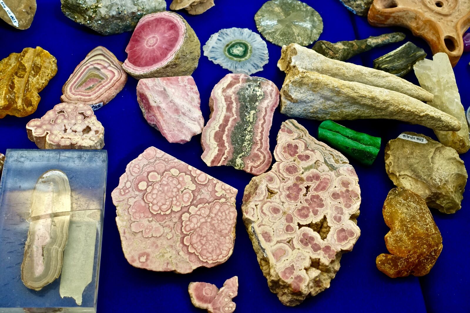 Sony Cyber-shot DSC-RX100 III sample photo. Rocks, stones, precious photography