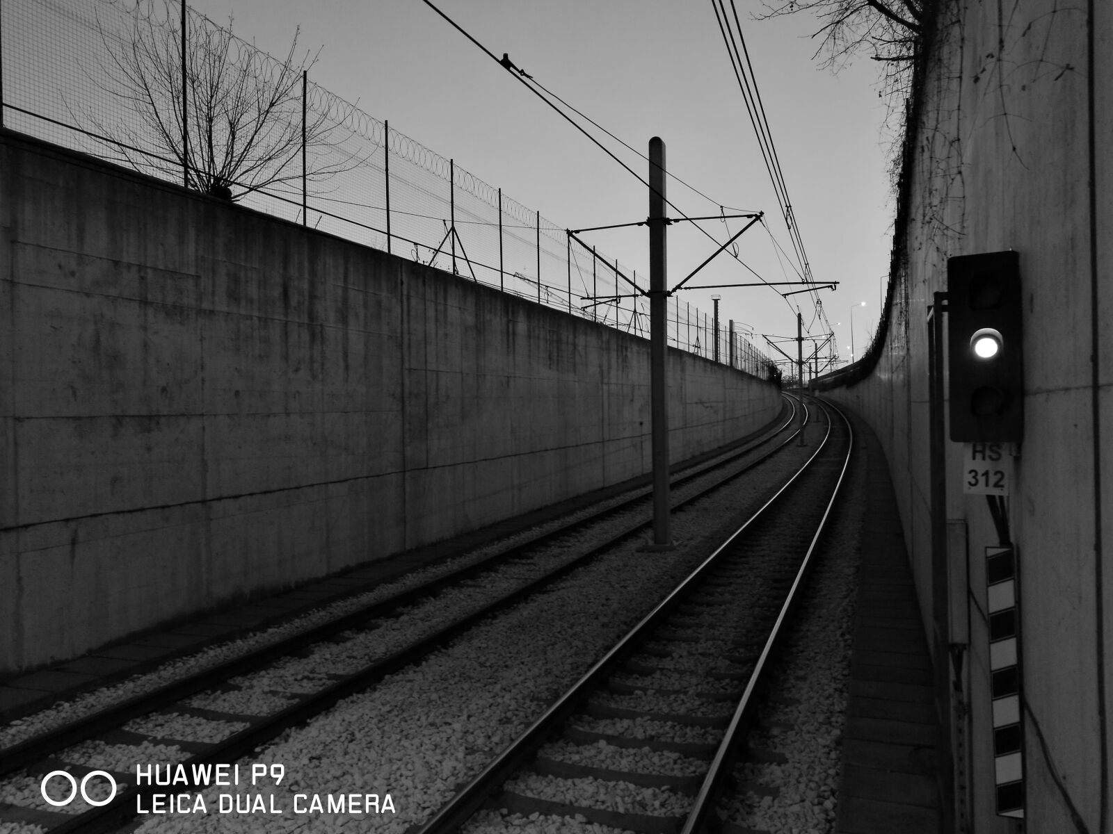 HUAWEI P9 sample photo. Black, and, white, railroad photography