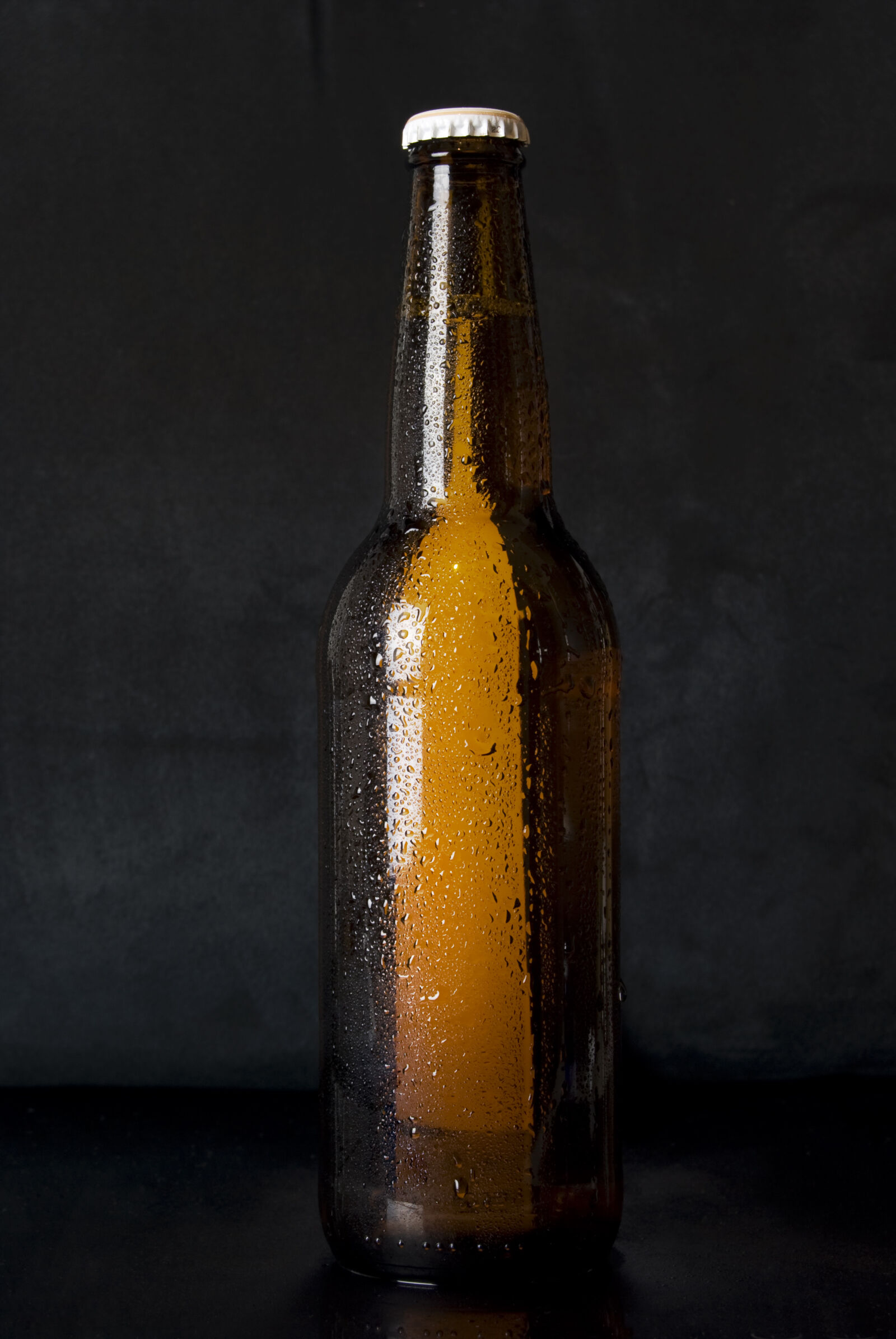 Nikon D60 sample photo. Cold, beer, drops, bottle photography