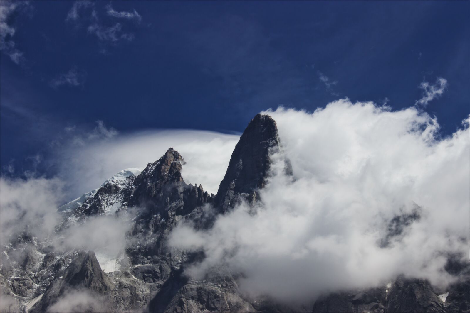 Canon EOS 600D (Rebel EOS T3i / EOS Kiss X5) sample photo. Chamonix, lesdrus, aiguilleverte photography