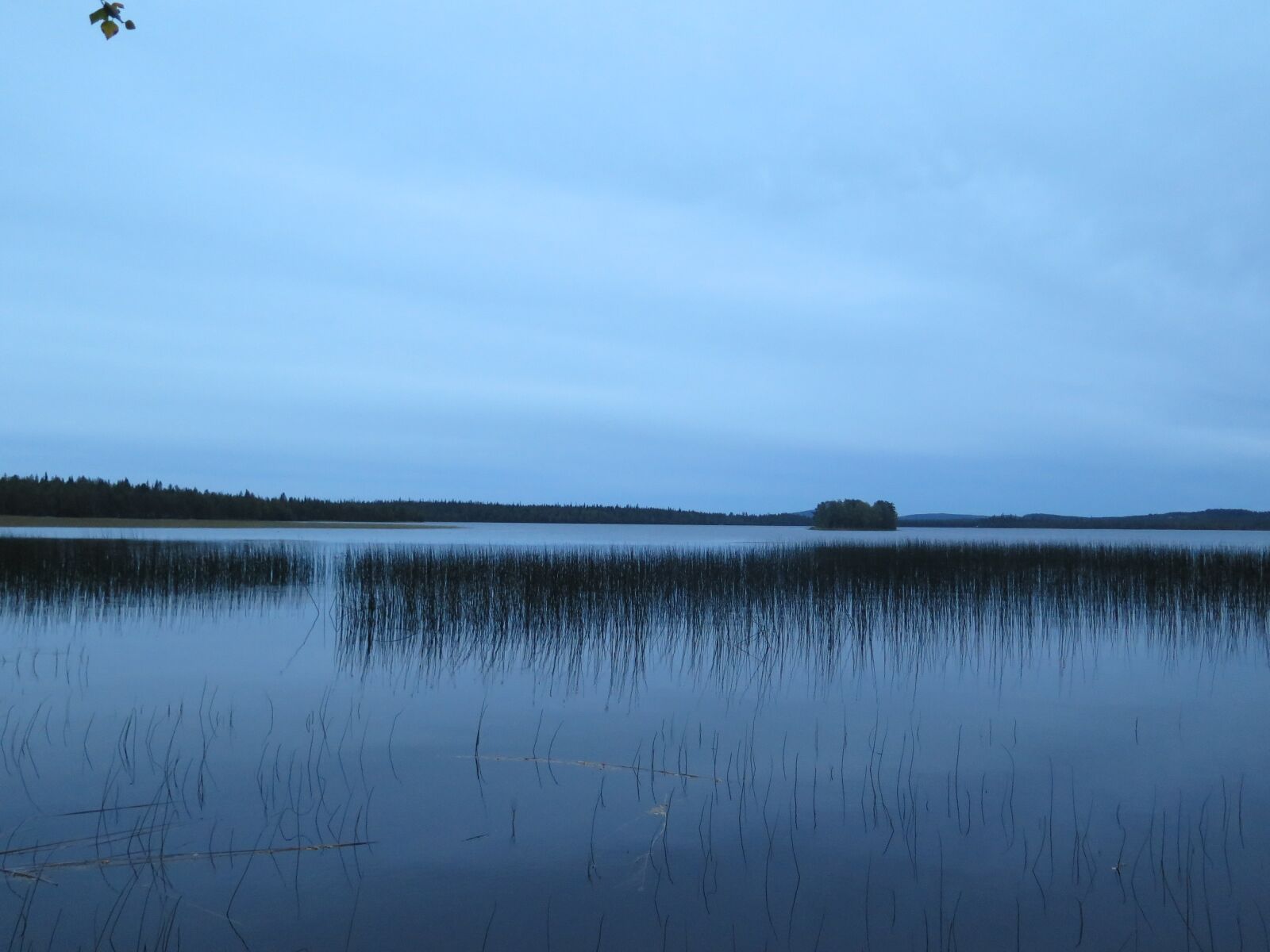 Canon PowerShot G16 sample photo. Blue, nature, lake photography