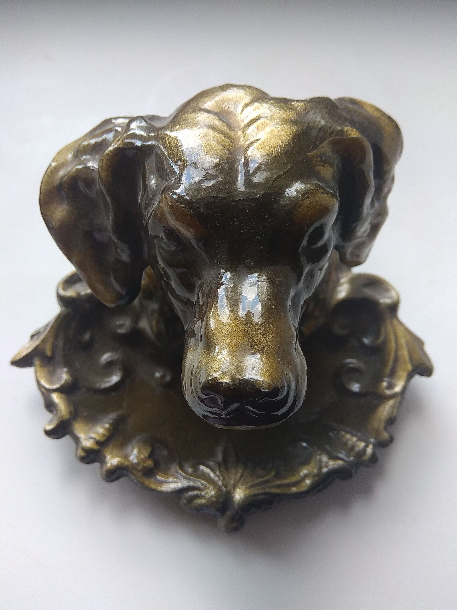 Xiaomi Redmi Note 4 sample photo. Dog, metal, dog metal photography