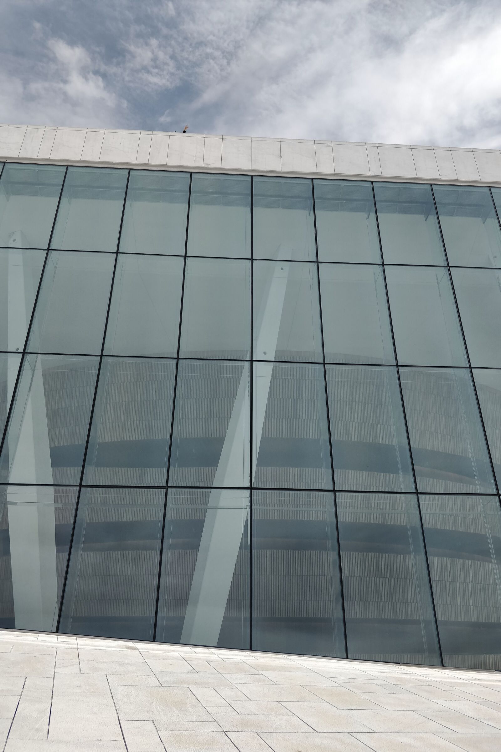 OnePlus 5 sample photo. Opera, oslo, architecture photography
