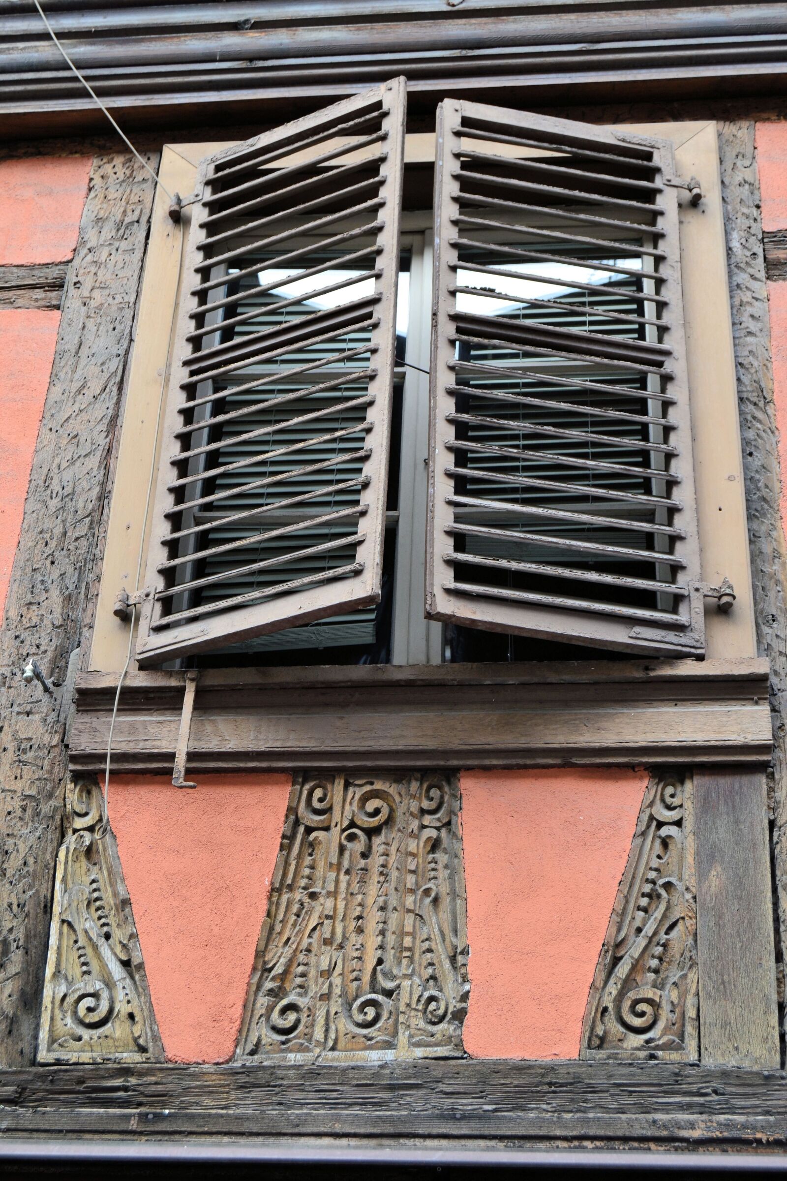 Nikon D3100 sample photo. Strasbourg, truss, house photography