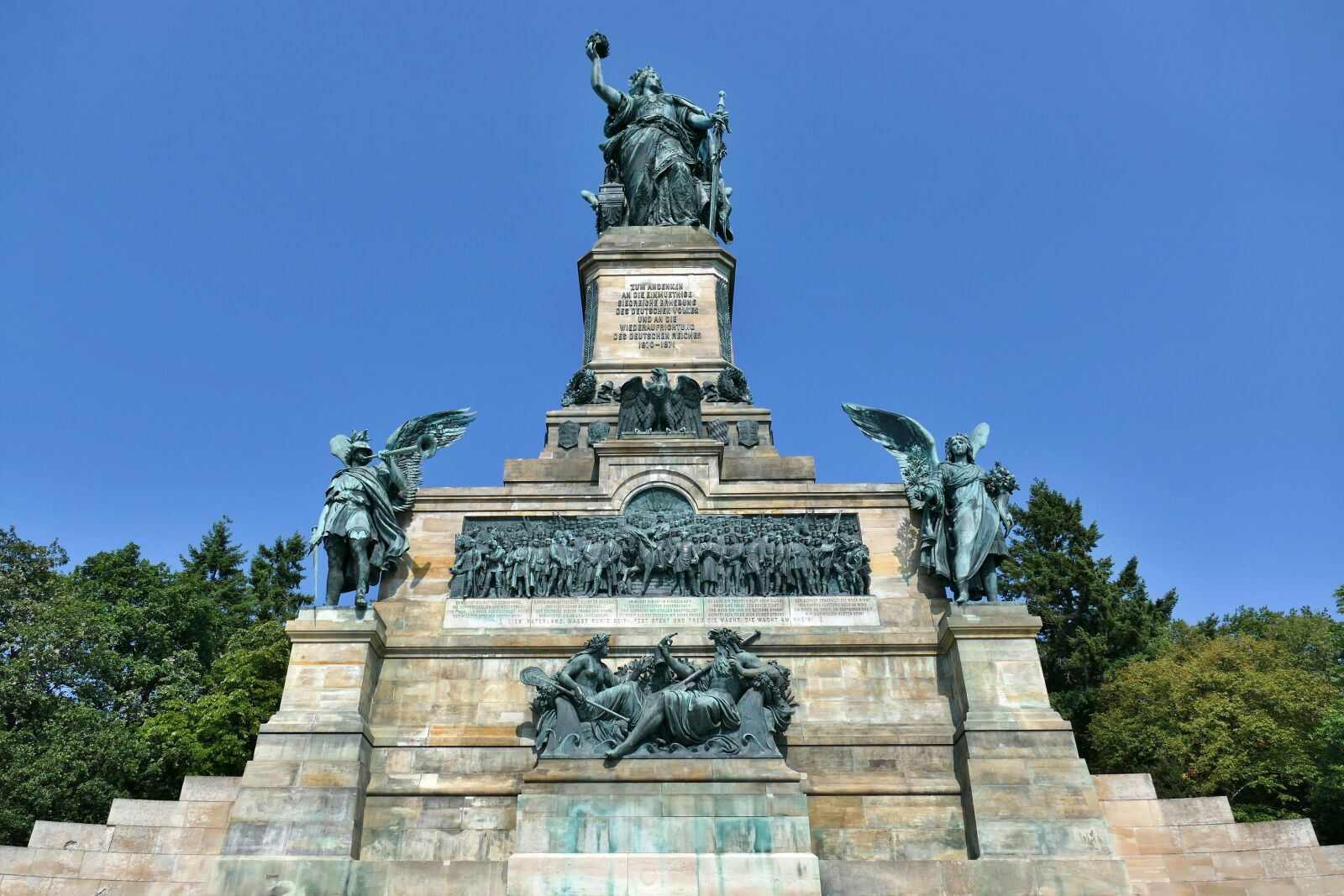 Panasonic Lumix DMC-FZ1000 sample photo. The niederwalddenkmal, germania, statue photography