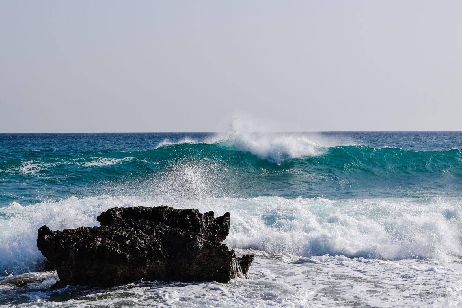 Nikon D3300 sample photo. Waves, rocky coast, sea photography