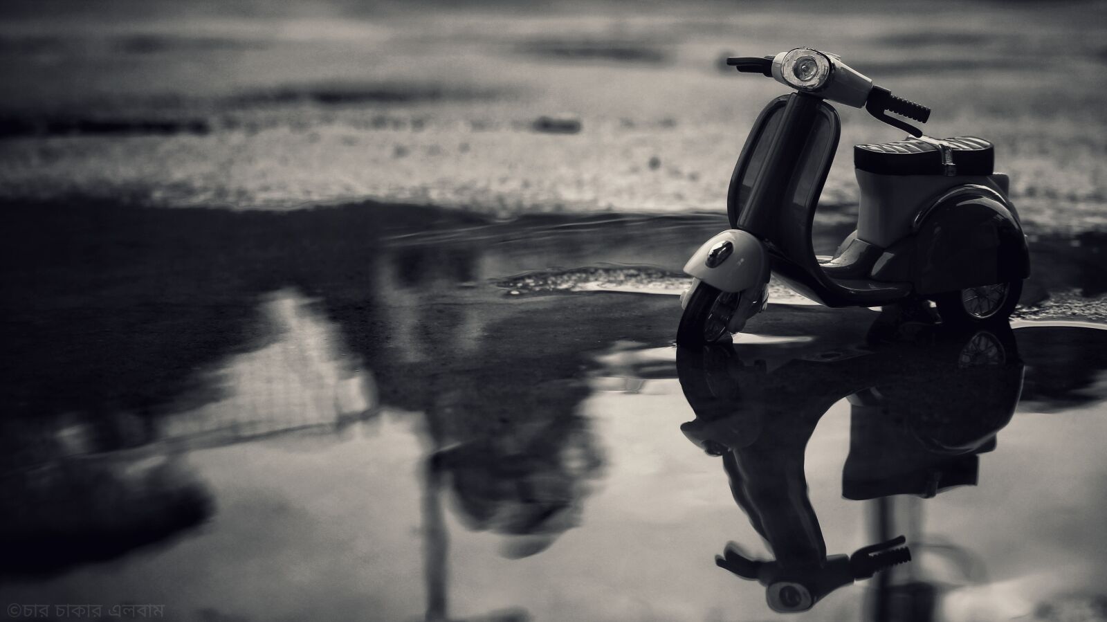 Canon EOS 700D (EOS Rebel T5i / EOS Kiss X7i) sample photo. Miniature, vespa, water photography