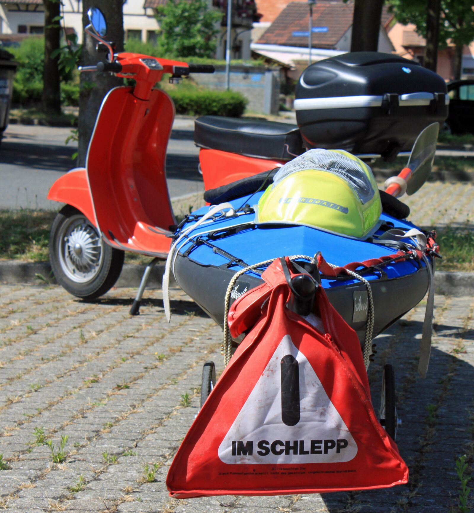 Canon EOS 500D (EOS Rebel T1i / EOS Kiss X3) sample photo. Canoeing, roller, tow photography