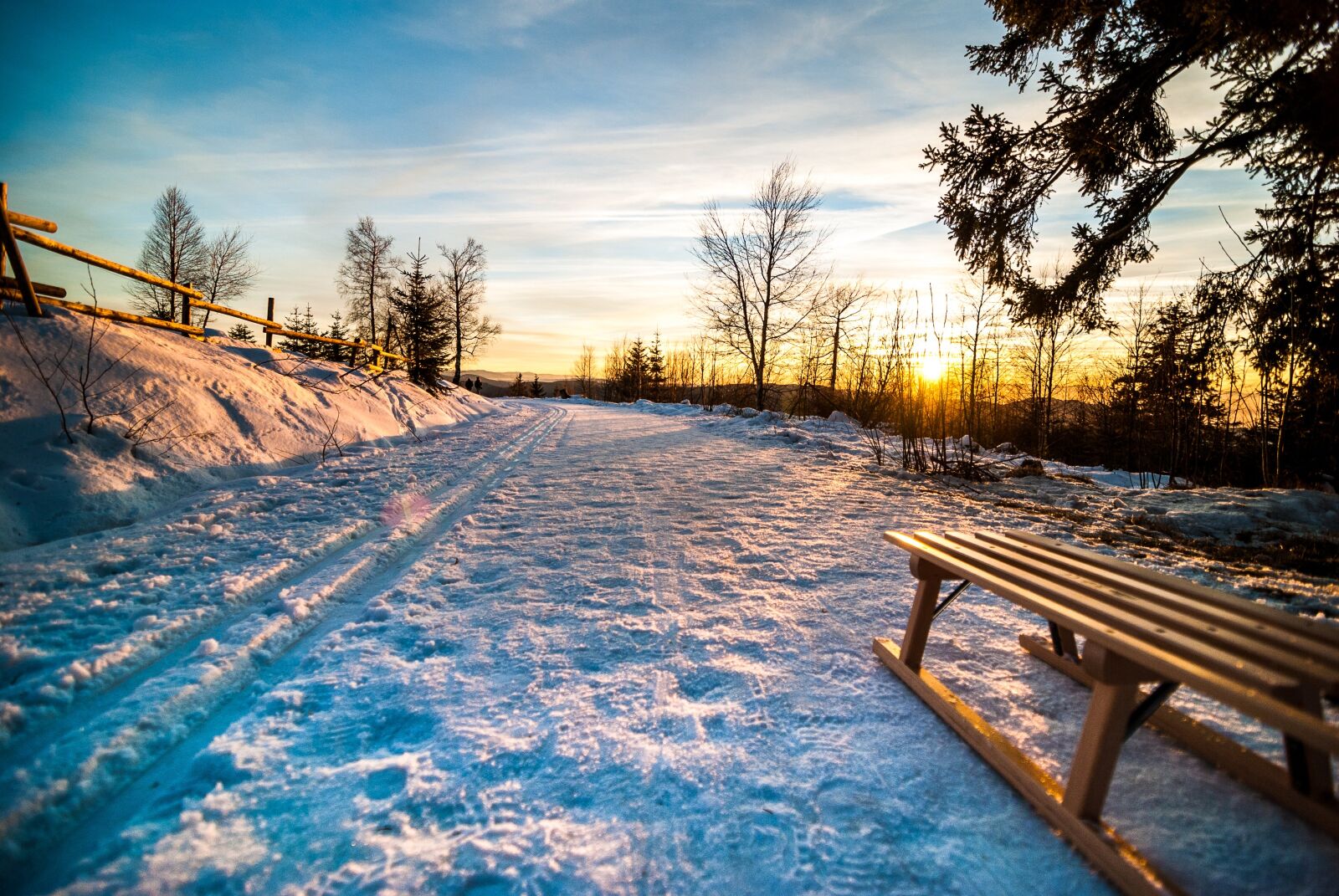 Nikon D80 sample photo. Winter, slide, sunset photography