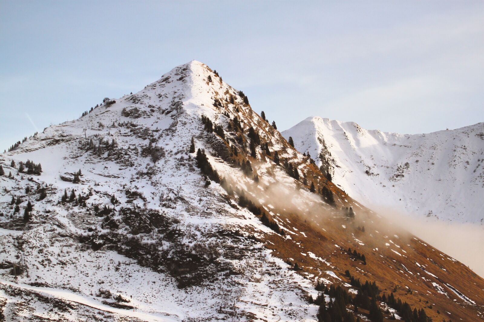 Canon EOS 500D (EOS Rebel T1i / EOS Kiss X3) sample photo. Snow, mountain, winter photography