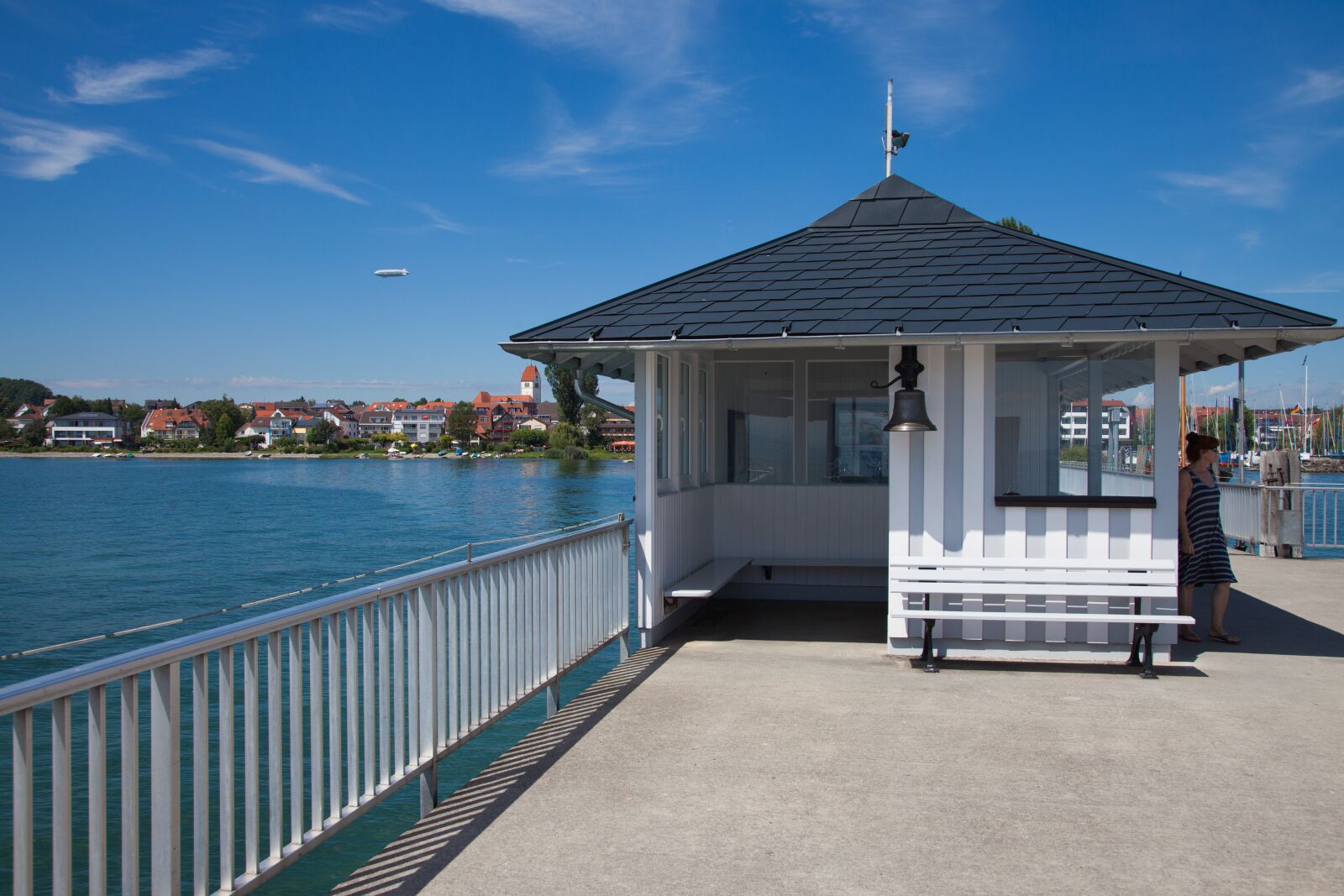 Canon EOS 5D Mark II sample photo. Immenstaad, lake constance, landing photography