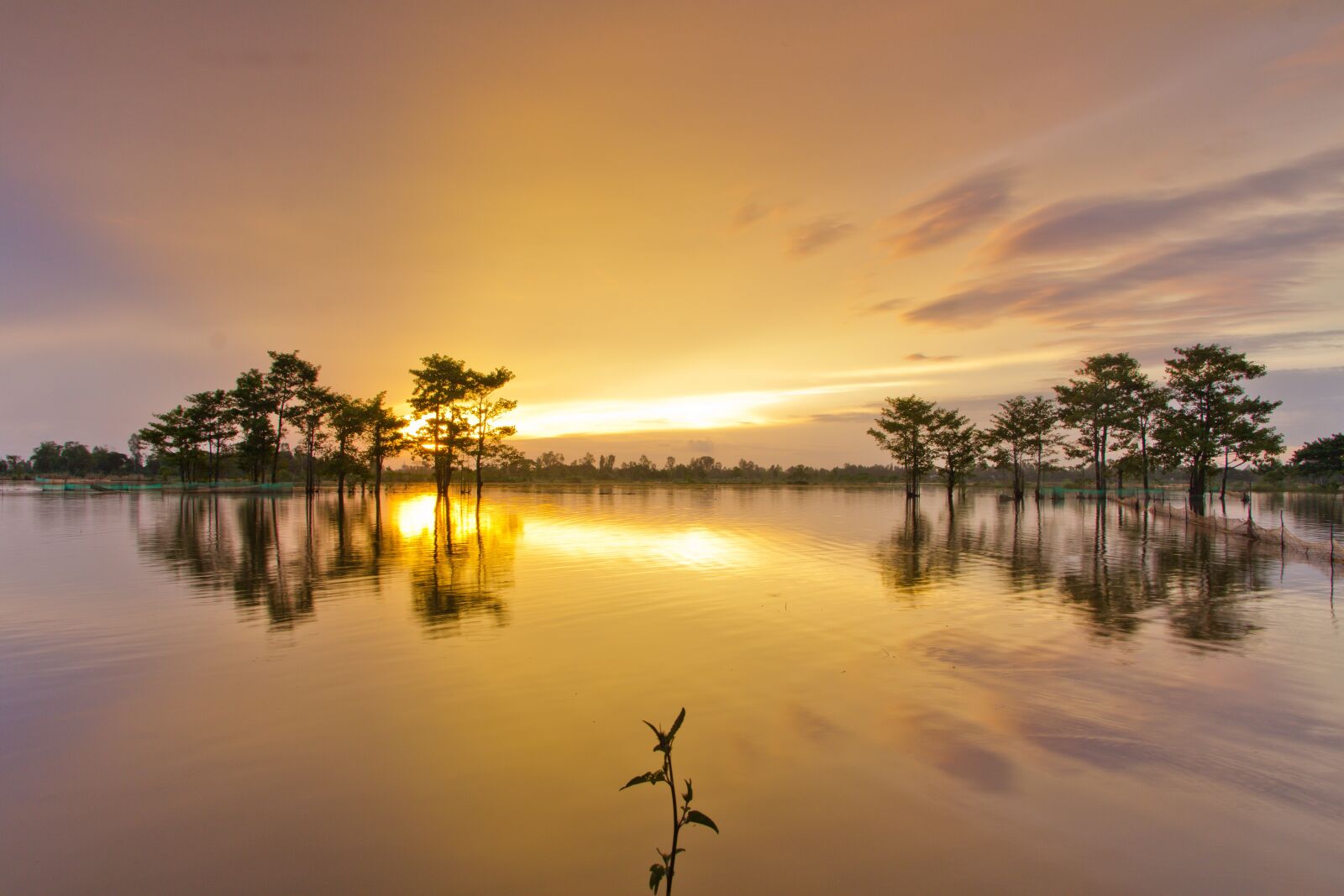 Canon EOS 60D sample photo. Sunset, water, dawn photography