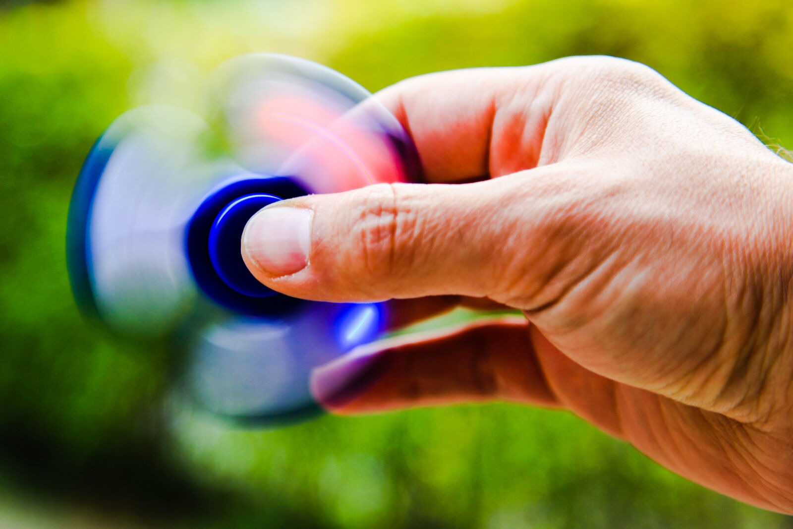 Canon EF 24-105mm F4L IS USM sample photo. Blur, color, exercise, fidget photography