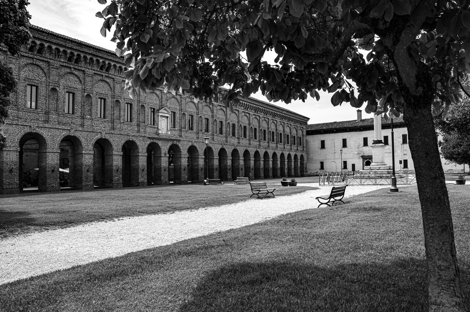 Nikon D3200 sample photo. Sabbioneta, villages in italy photography
