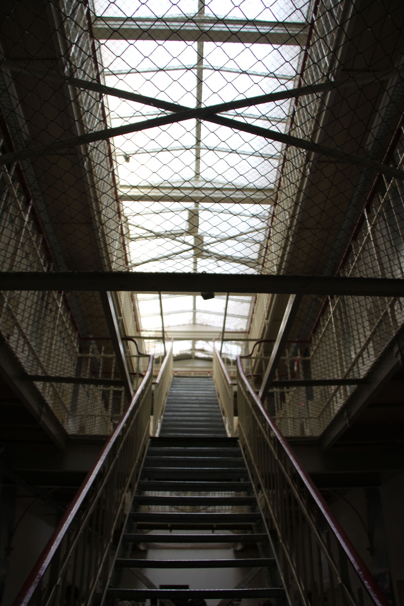 Canon EOS 50D sample photo. Prison, window, stairs photography