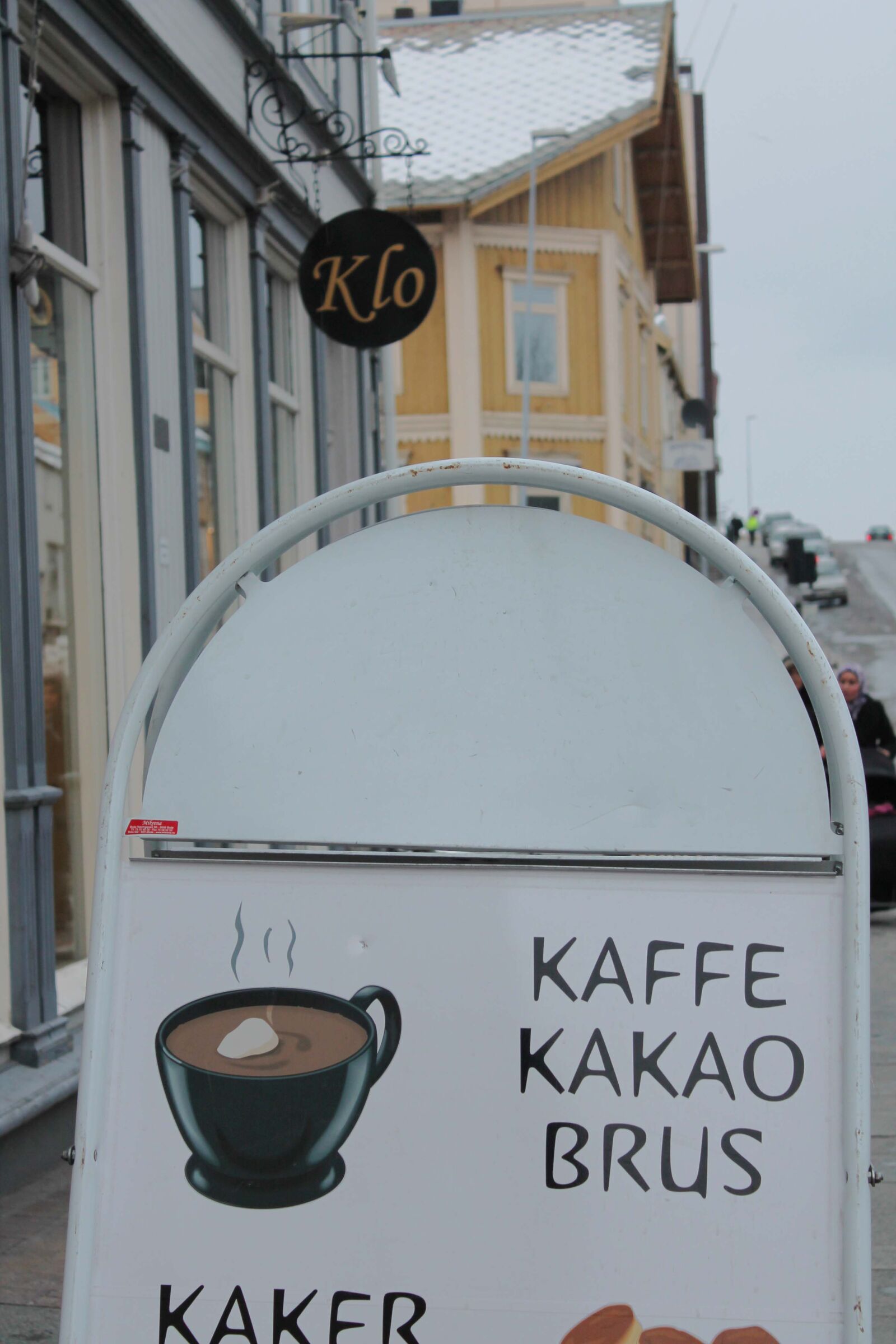 Canon EOS 1100D (EOS Rebel T3 / EOS Kiss X50) sample photo. Norway, coffee, loo photography