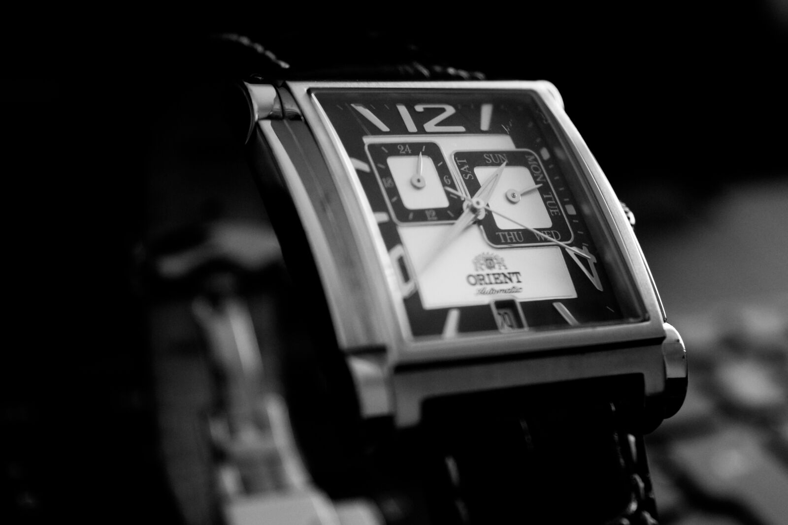 Nikon D5300 sample photo. Clock, watch, automatic photography