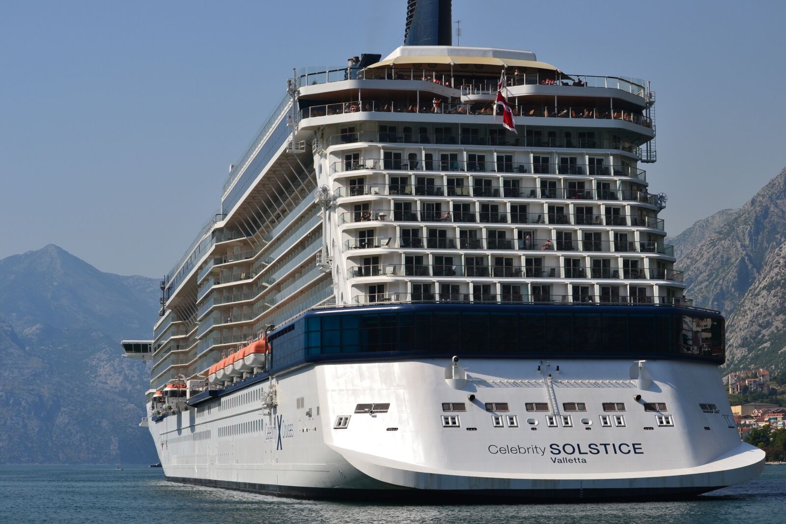 Nikon D3100 sample photo. Cruise, sea, ship photography