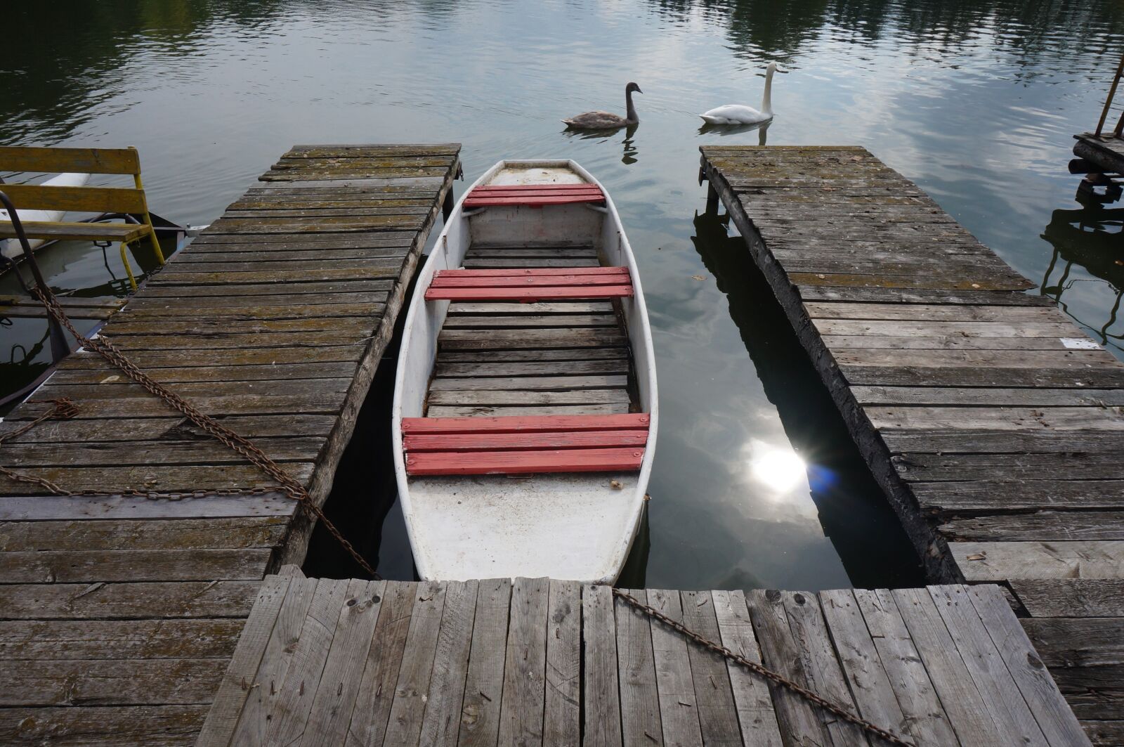 Sony Alpha NEX-3N sample photo. Ship, pond, water photography