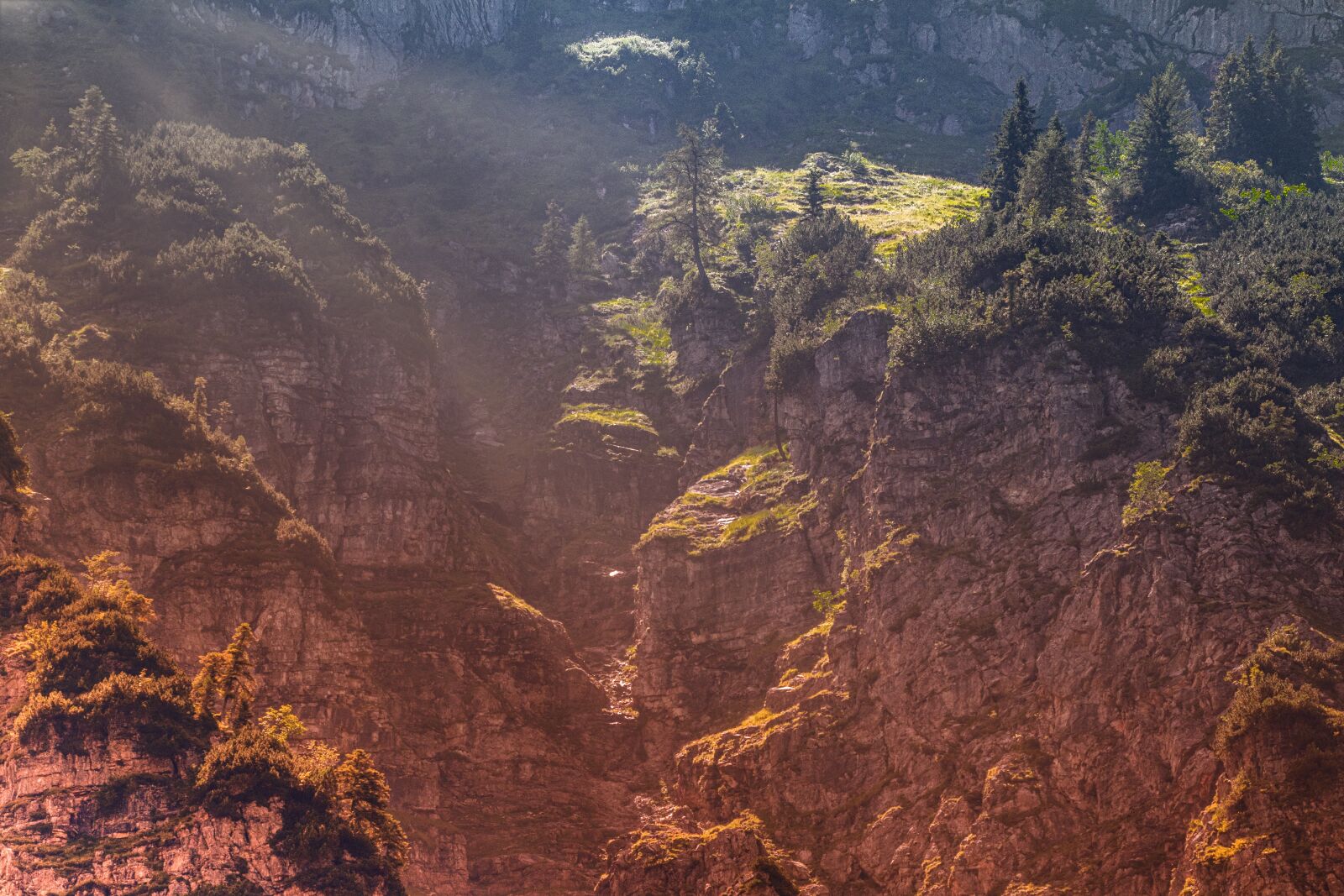 Canon EOS 80D sample photo. Mountains, alpine, sunbeam photography