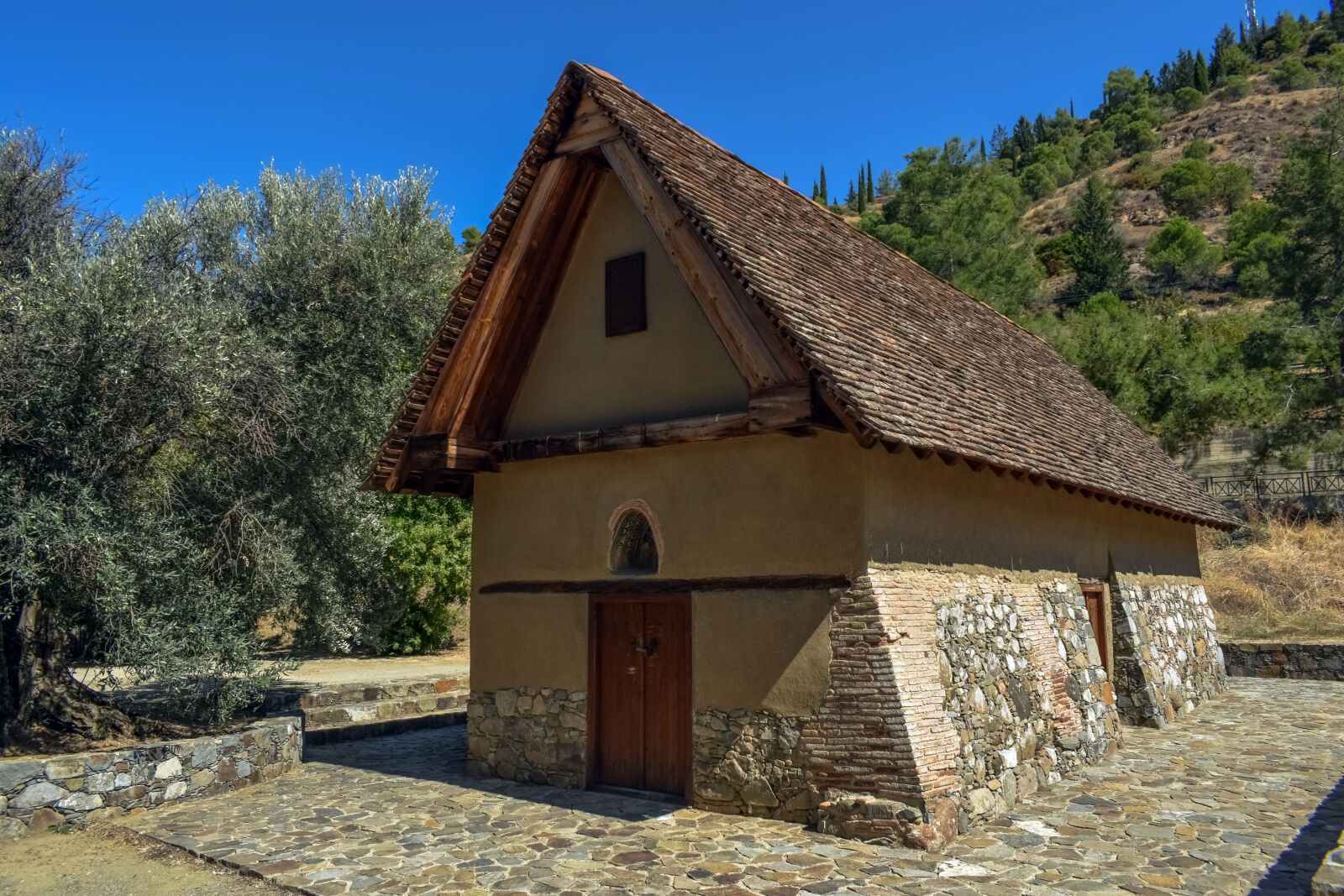 Nikon D3300 sample photo. Archangelos michael chapel, church photography