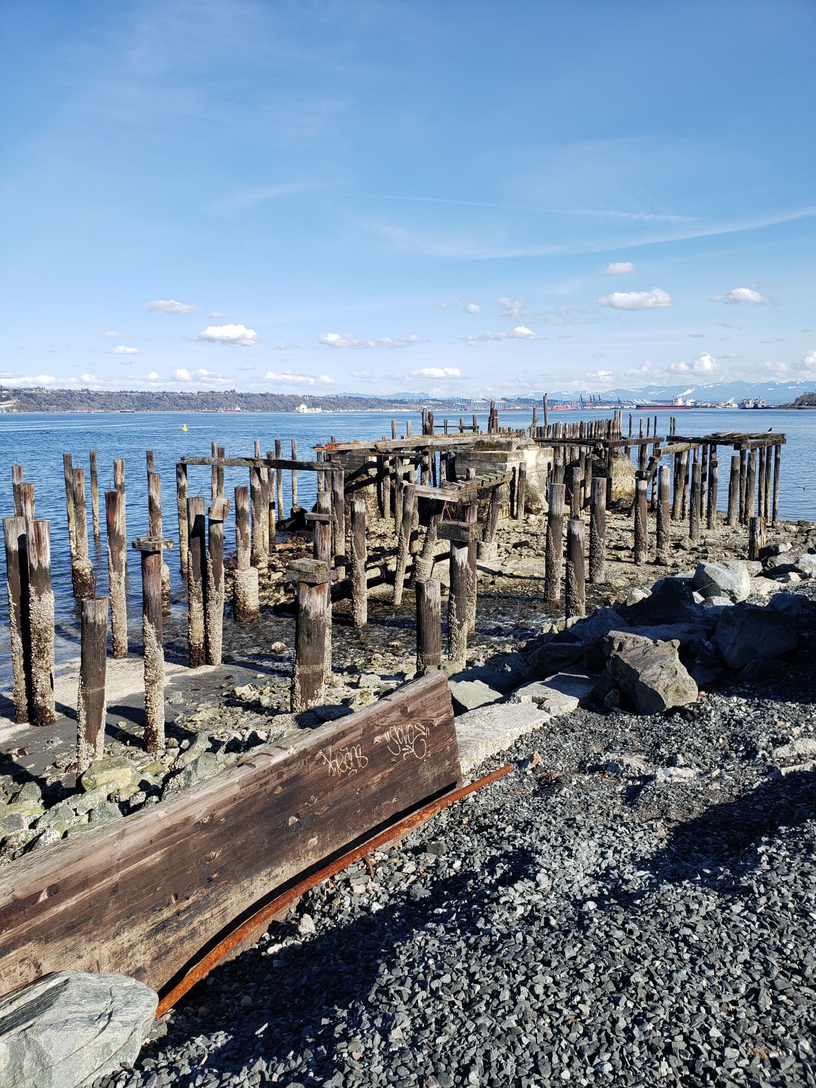 Samsung Galaxy S9 sample photo. Pier, wood, rotted photography