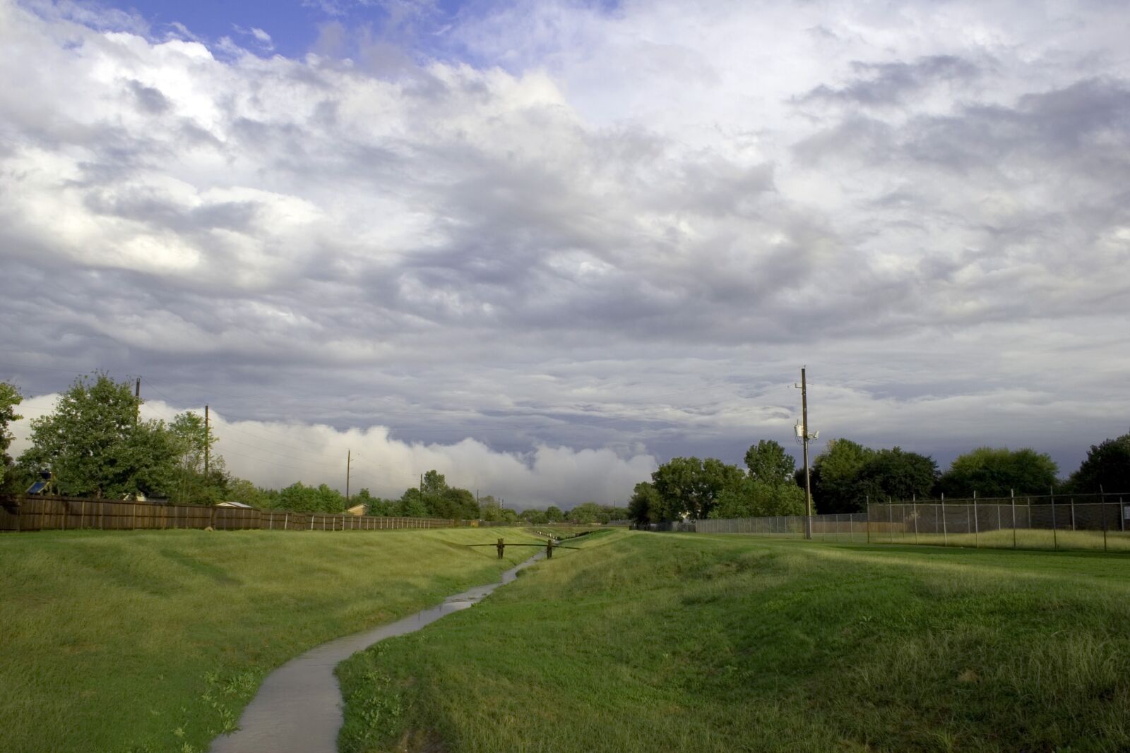 Canon EOS 20D sample photo. Storm, weather, clouds photography