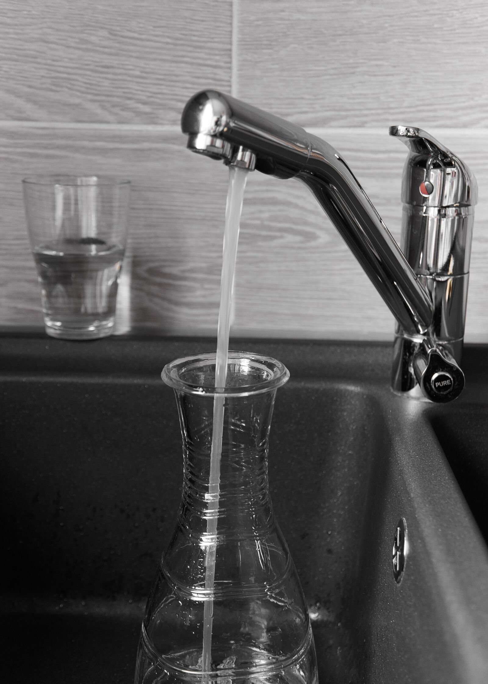 Nikon D800 sample photo. Alvito filter, healthy drinking photography