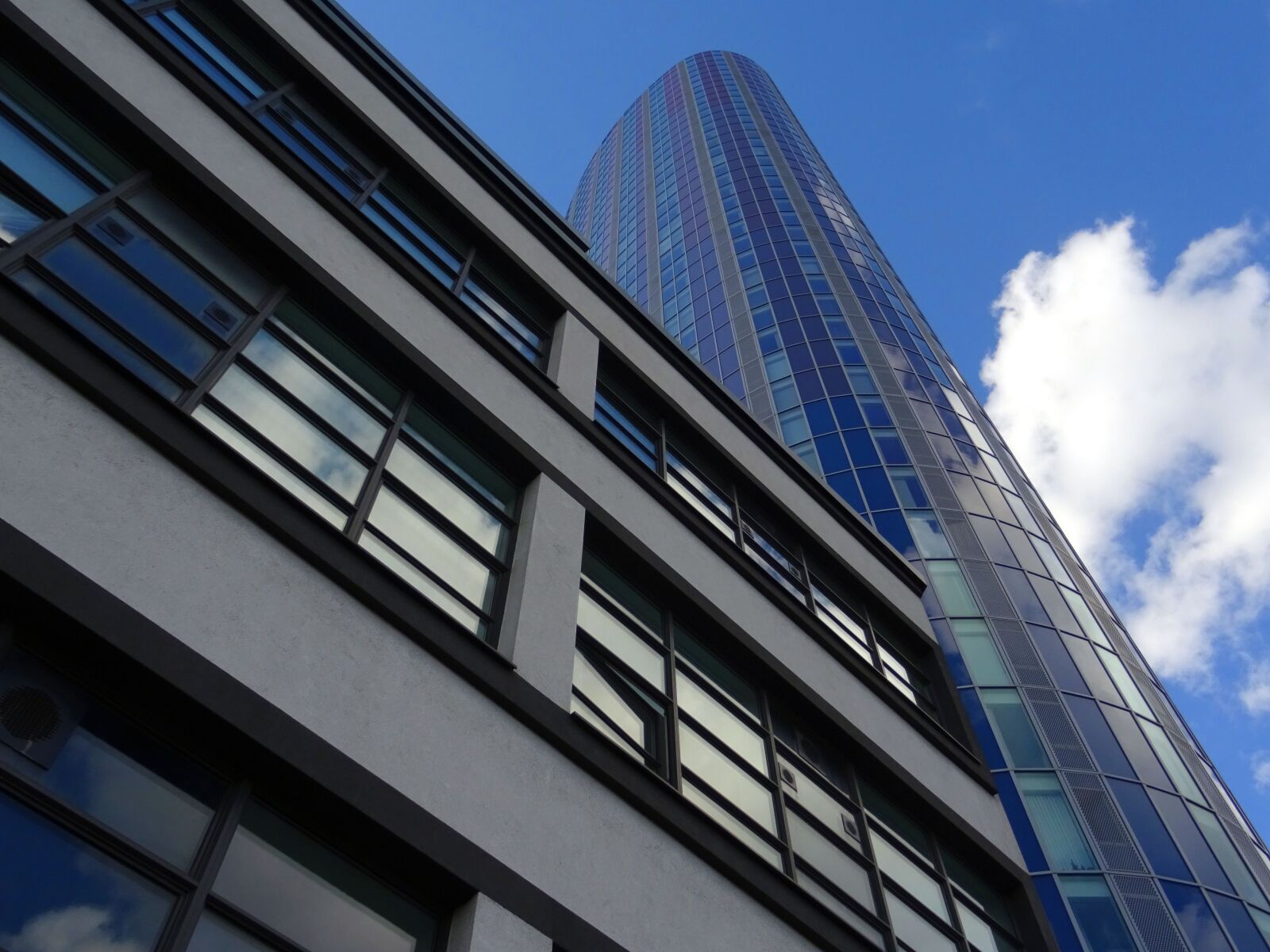 Sony DSC-HX60 sample photo. Architectural, design, architecture, buildings photography