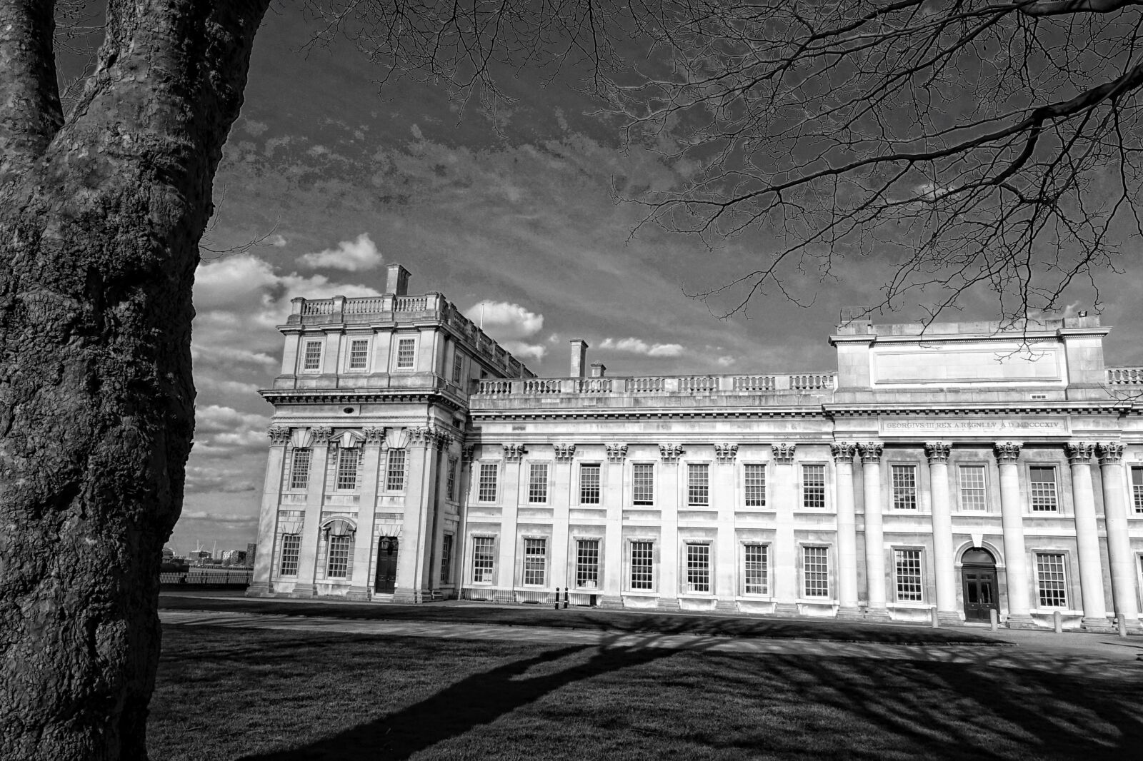 Sony Cyber-shot DSC-RX100 III sample photo. Building, classic, architecture photography