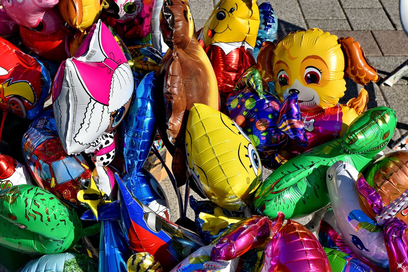 Nikon D5500 sample photo. Balloon, helium, festival, toyshop photography