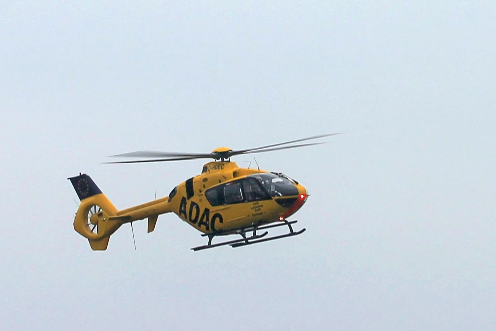 Canon EOS 1100D (EOS Rebel T3 / EOS Kiss X50) sample photo. Helicopter, rescue helicopter, adac photography