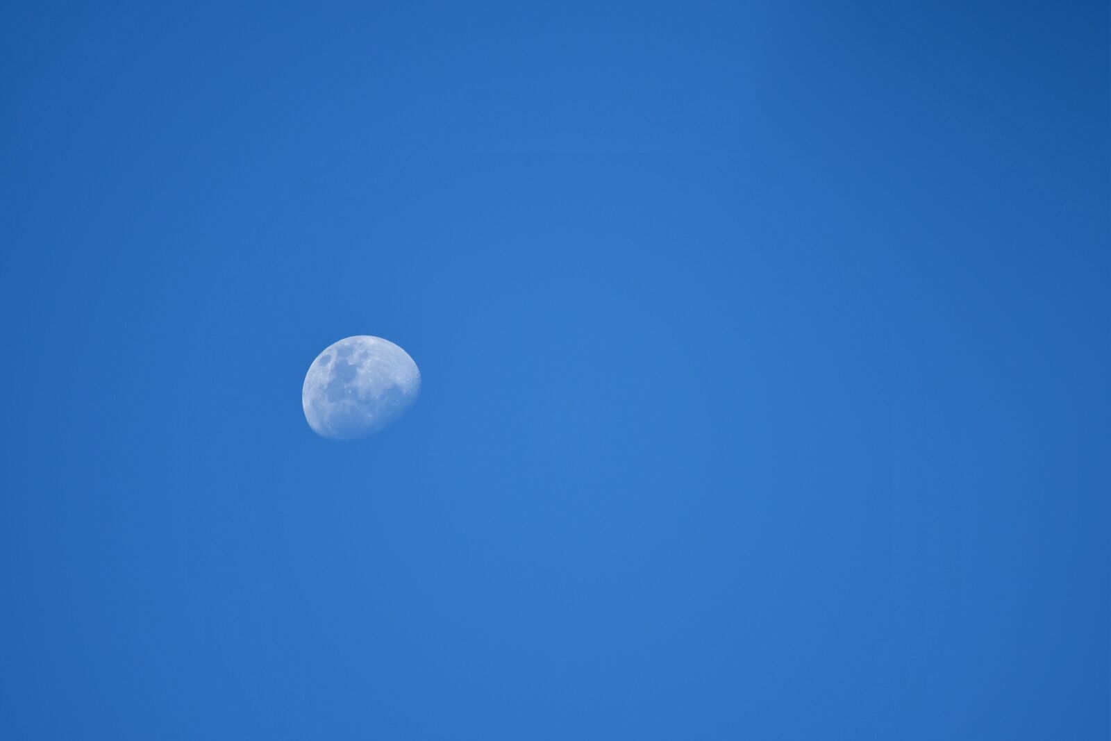Nikon D750 sample photo. Moon, day, blue photography