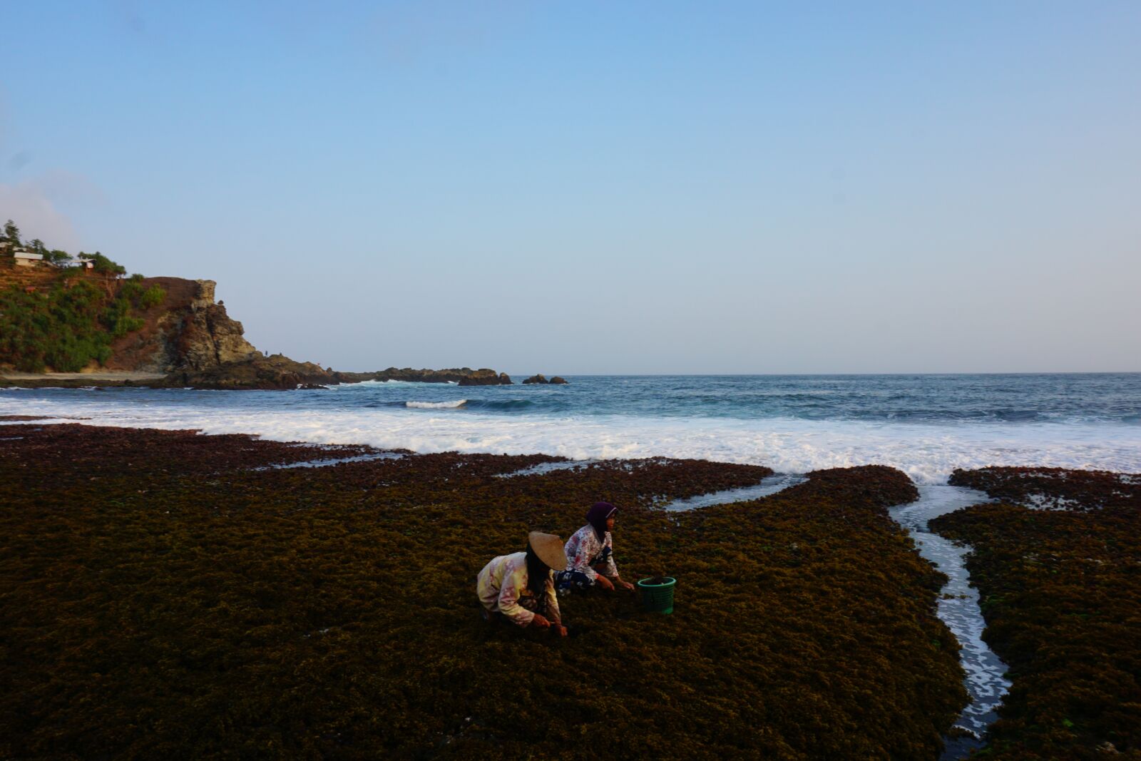 Sony a6000 sample photo. Beach, sea water, beachfront photography