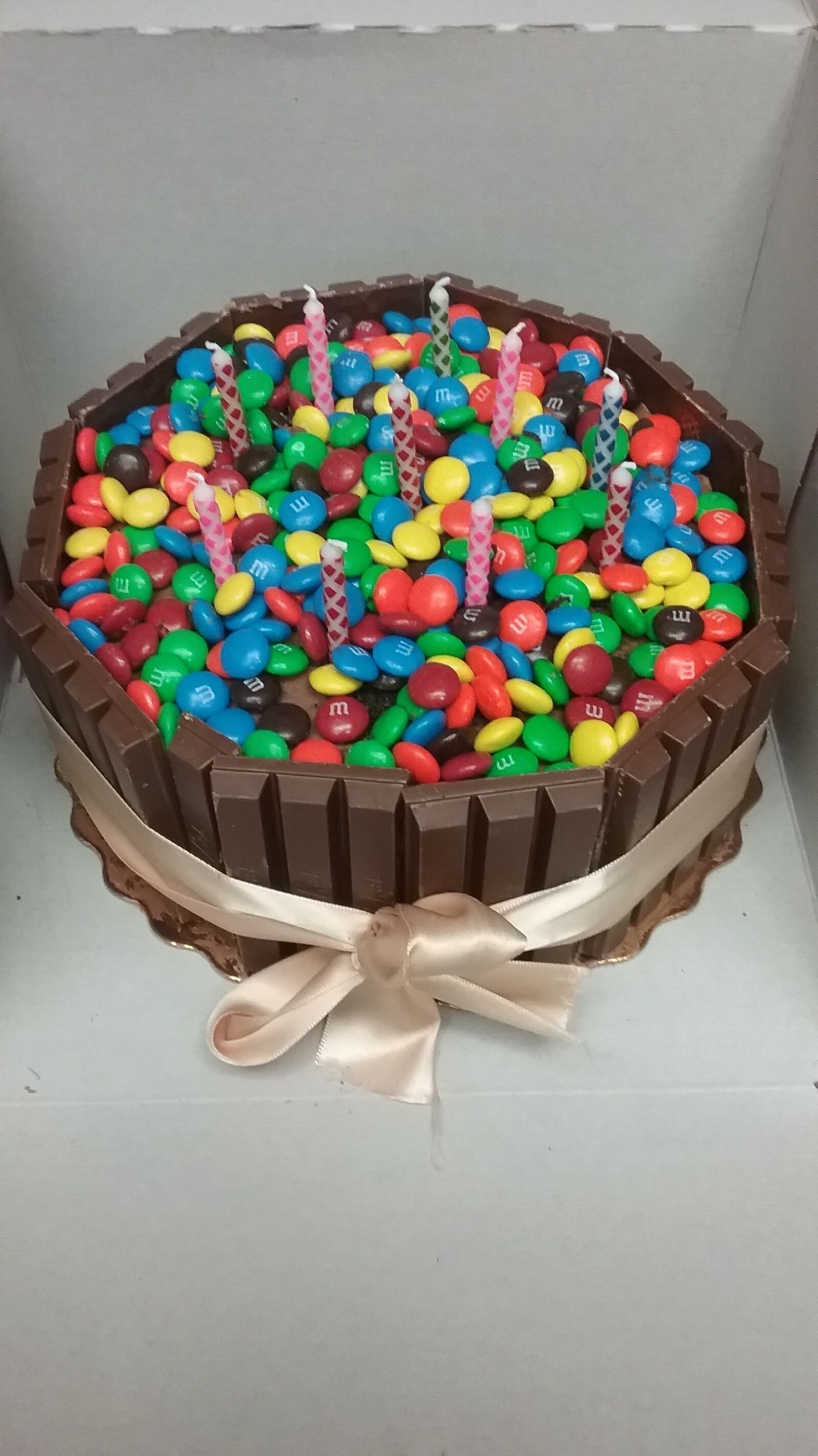 Samsung Galaxy J3(2016) sample photo. Cake, candy, birthday photography